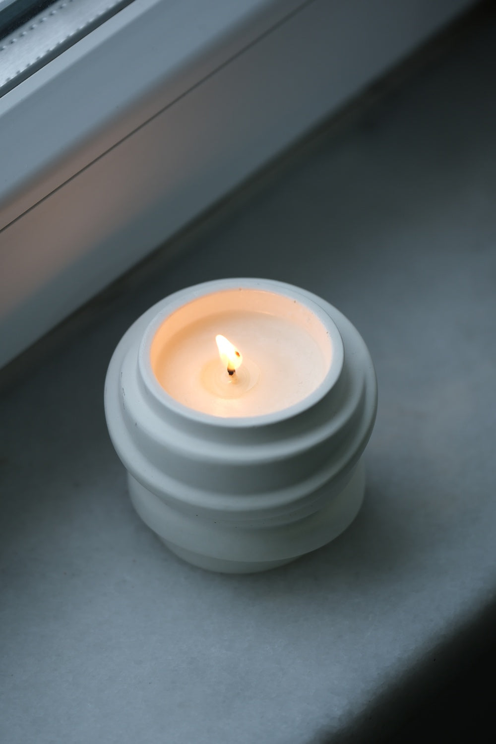 Yugatelier-Loop Beyaz Kokusuz Soya Wax Mum-Mum-3-Milagron.com