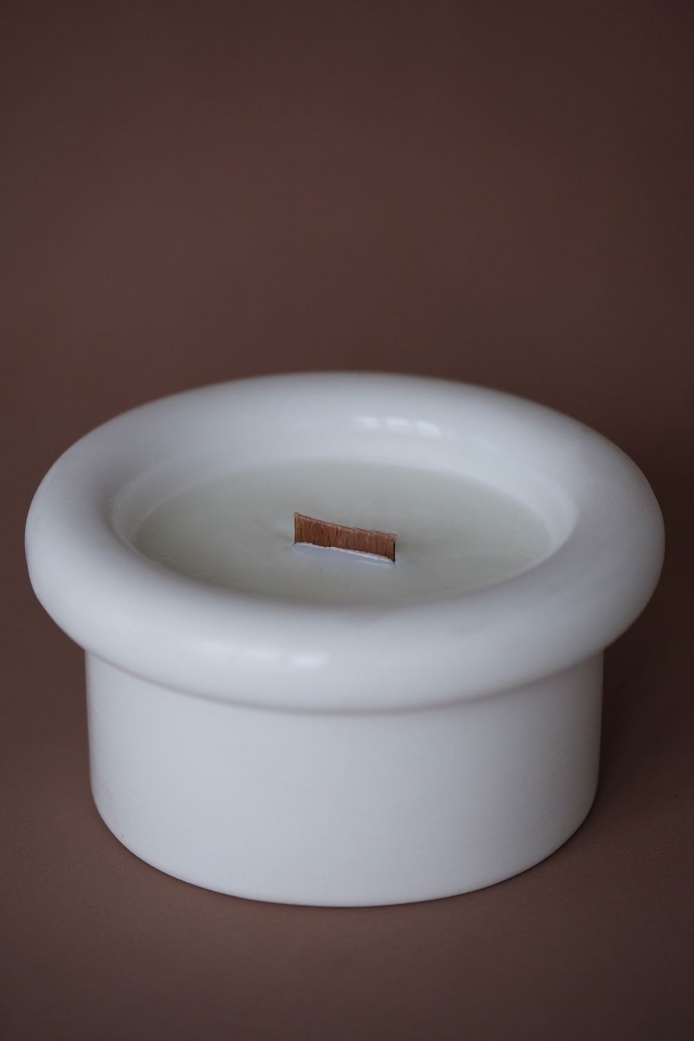 Yugatelier-Palo Santo Kokulu Beton Kap Large Soya Mum-Mum-2-Milagron.com