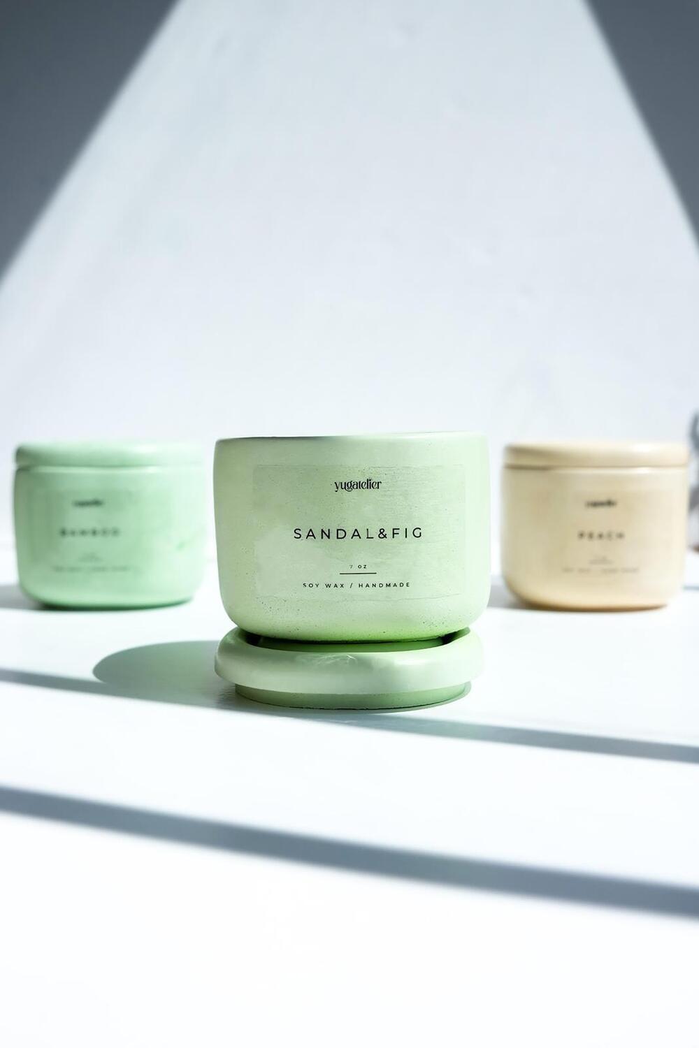 Yugatelier-Sandal & İ̇ncir Kokulu Soya Mumu-Mum-1-Milagron.com