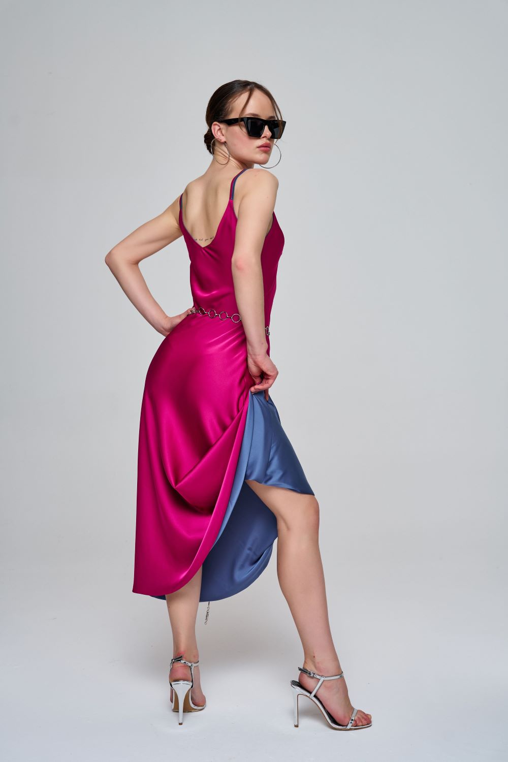 Zeynep Kaya-Çift Taraflı Saten Fuşya/indigo Mavisi Elbise-Elbise-1-Milagron.com