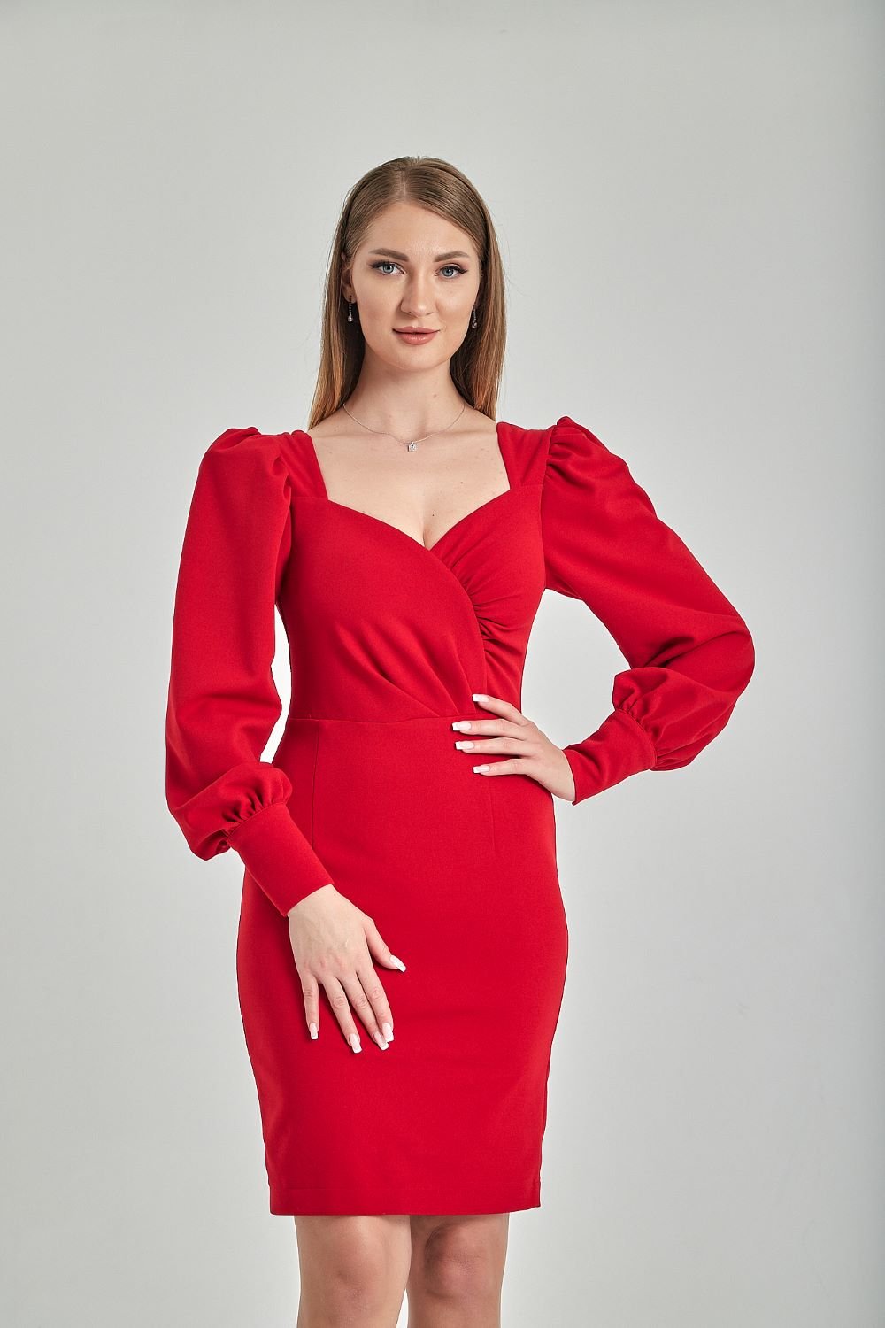 Zeynep Kaya-Kırmızı Midi Boy Vücuda Oturan Krep Elbise-Elbise-4-Milagron.com