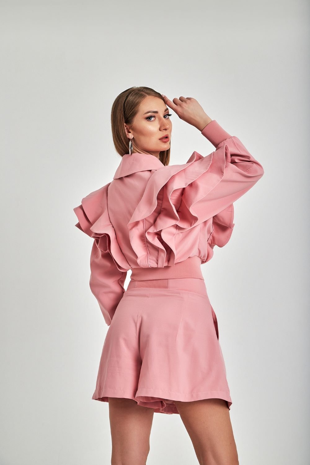 Zeynep Kaya-Kısa Volanlı Pembe Ceket-Ceket-2-Milagron.com