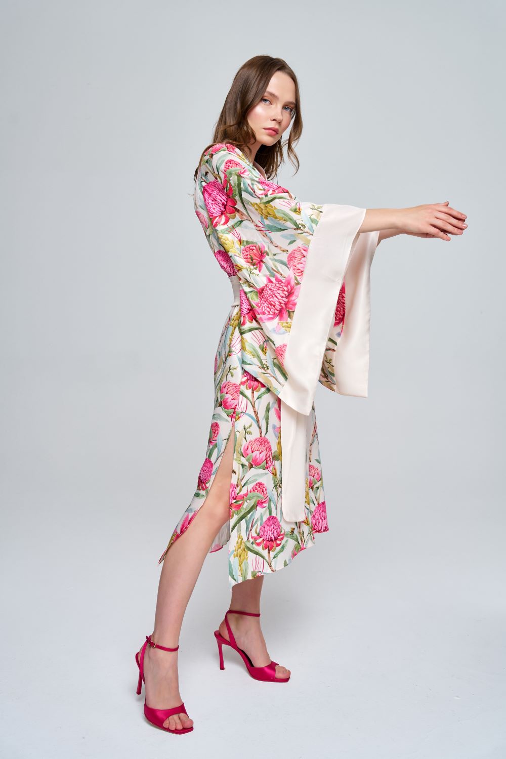 Zeynep Kaya-Saten Çiçek Desenli Kimono-Kimono-3-Milagron.com
