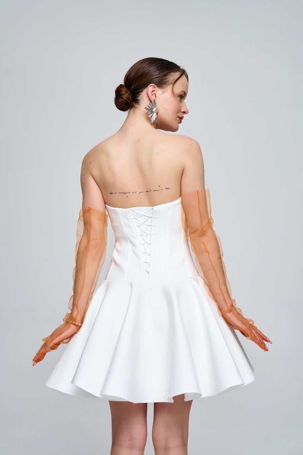 Zeynep Kaya-Straplez Kloş Mini Beyaz Elbise-Elbise-5-Milagron.com