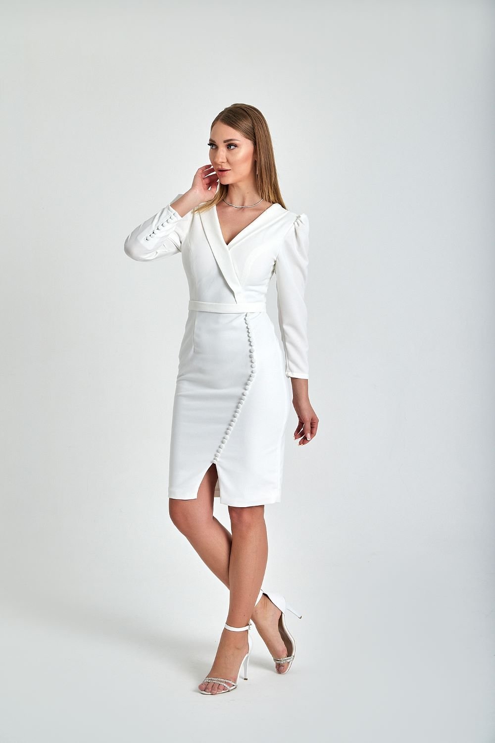 Zeynep Kaya-Vücuda Oturan Midi Çok Düğmeli Beyaz Elbise-Elbise-4-Milagron.com