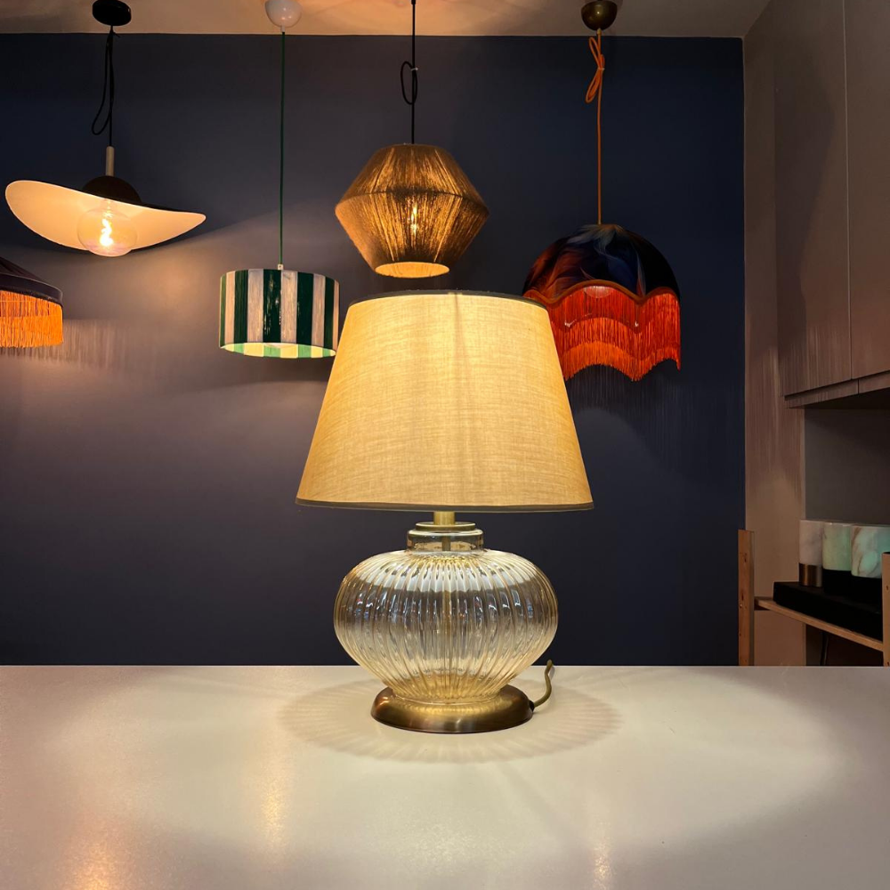 Amber Üfleme Cam Gövdeli Şık Abajur