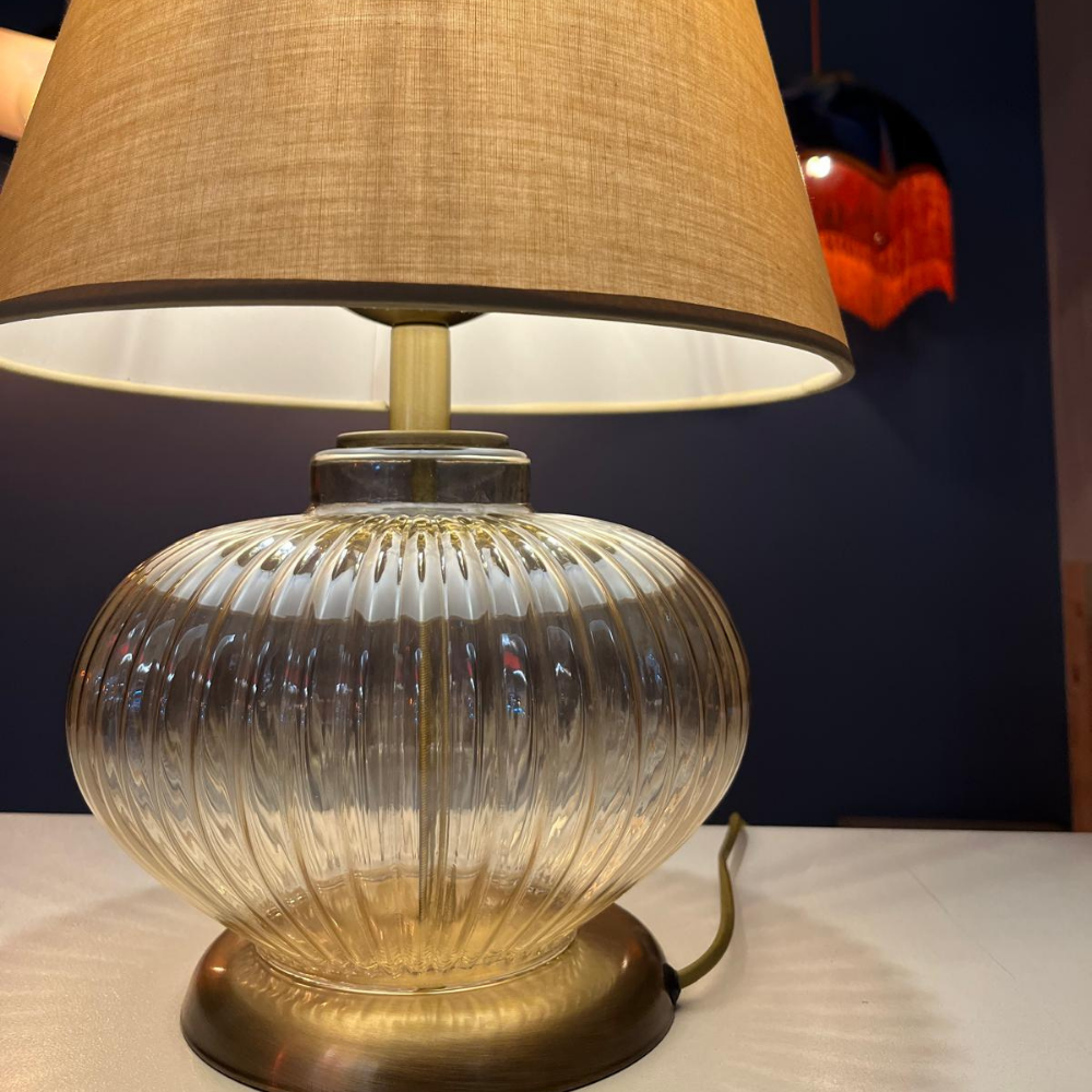 Amber Üfleme Cam Gövdeli Şık Abajur