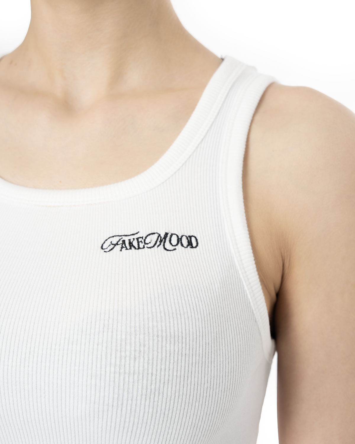 Kadin Fakemood Nakişli Crop Top - Beyaz