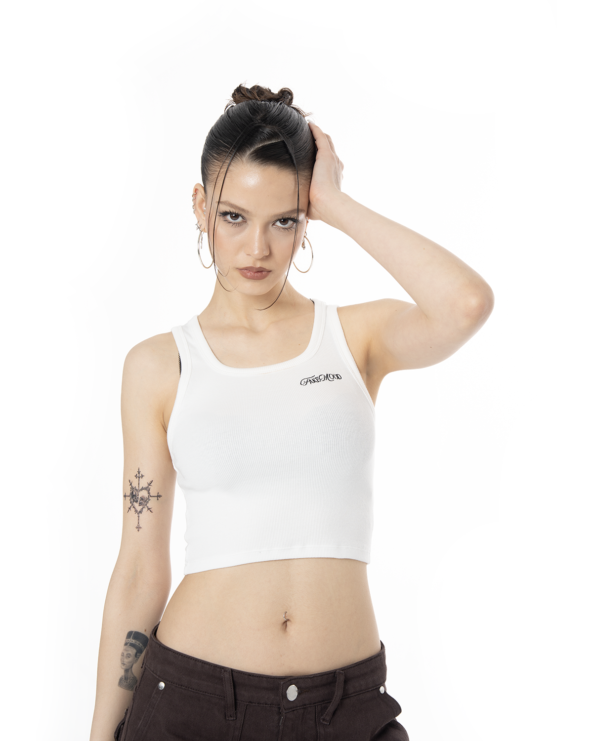Kadin Fakemood Nakişli Crop Top - Beyaz