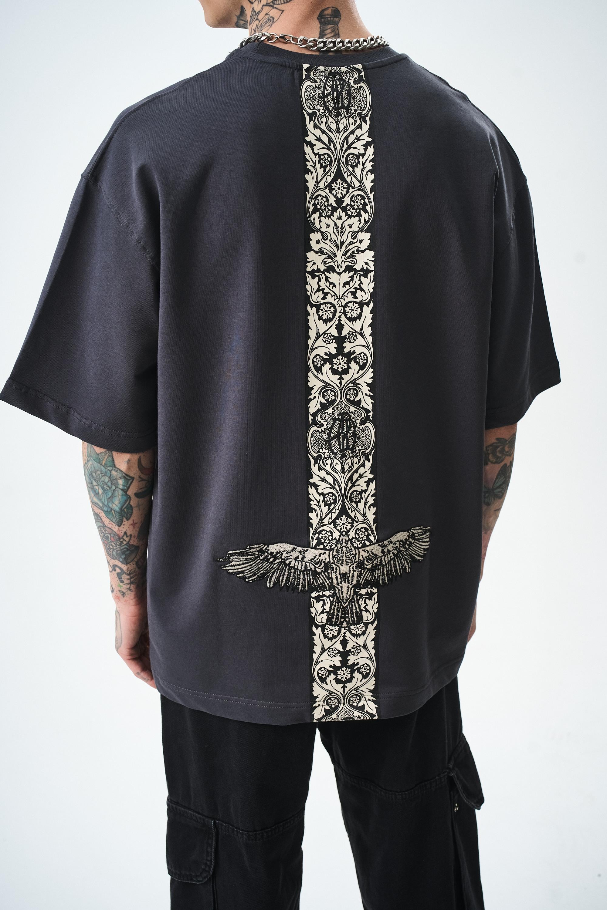 Erkek Feel Nakış Detaylı Oversize T-Shirt Füme