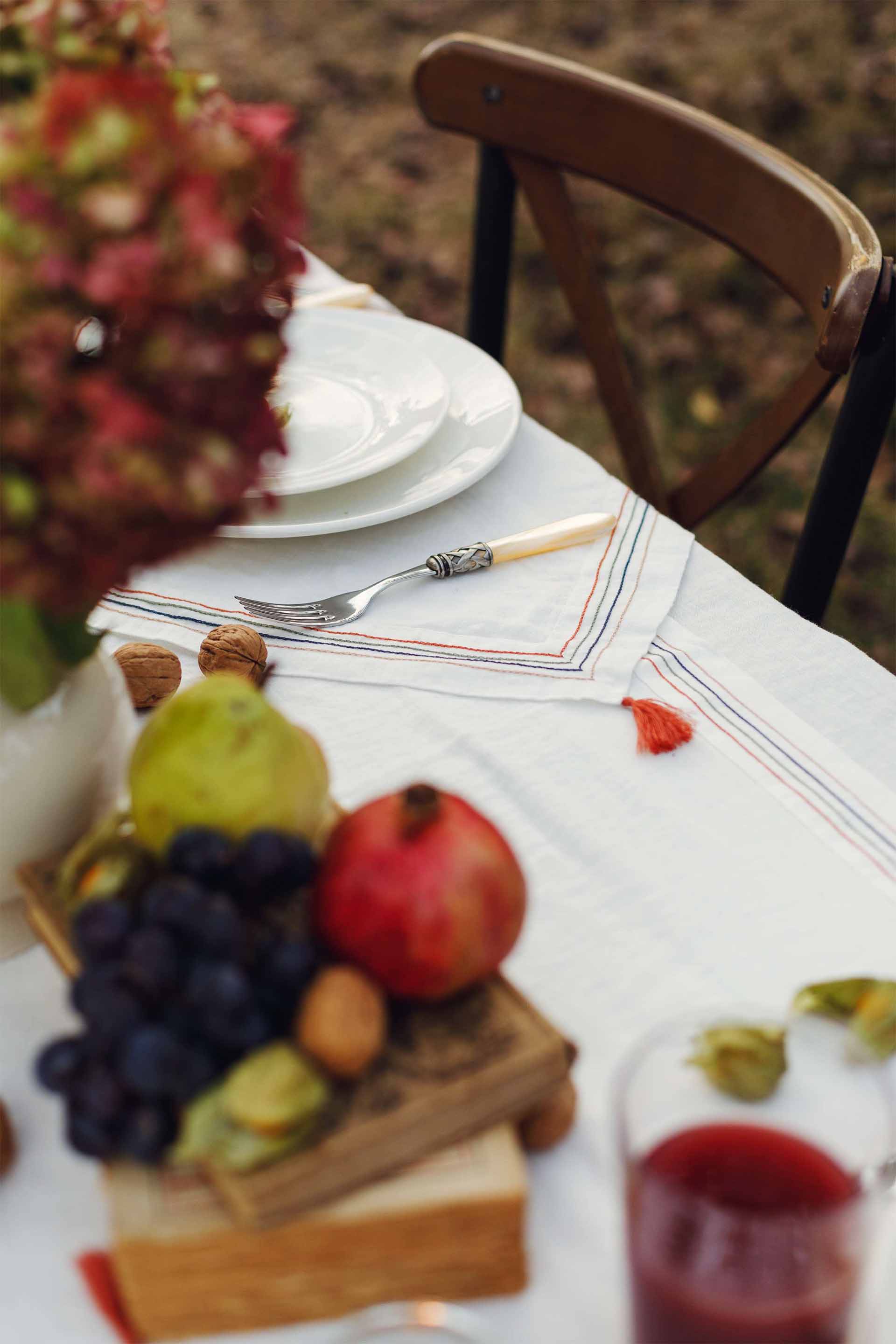 Este Masa Örtüsü | Lonse Linen | Püsküllü