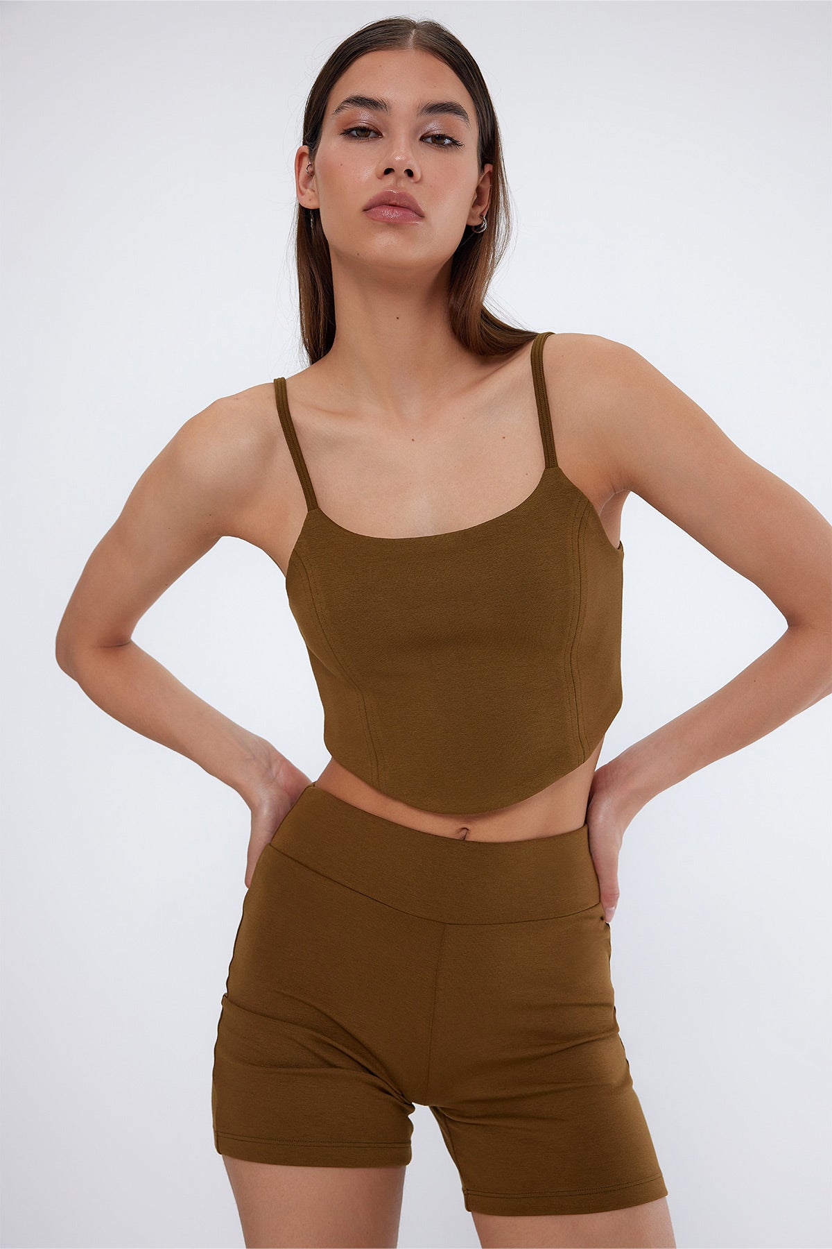 Chara Crop Top | Haki