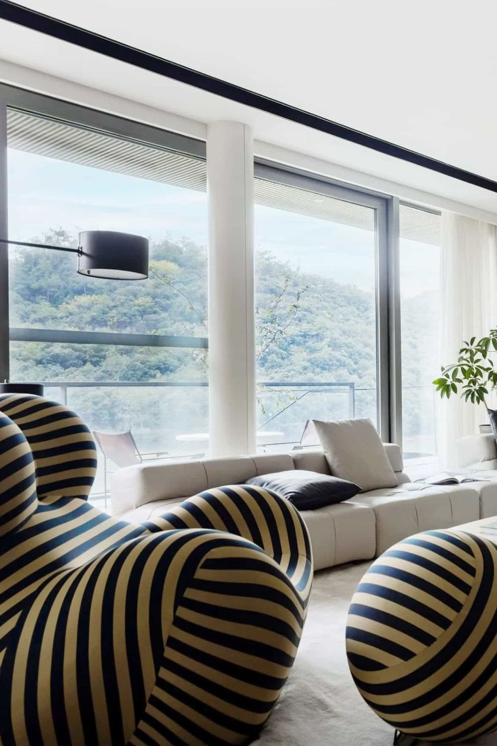 livingstore-No4 Gaetano Pesce'den La Mamma Up50 Replikası-Berjer-4-Milagron.com