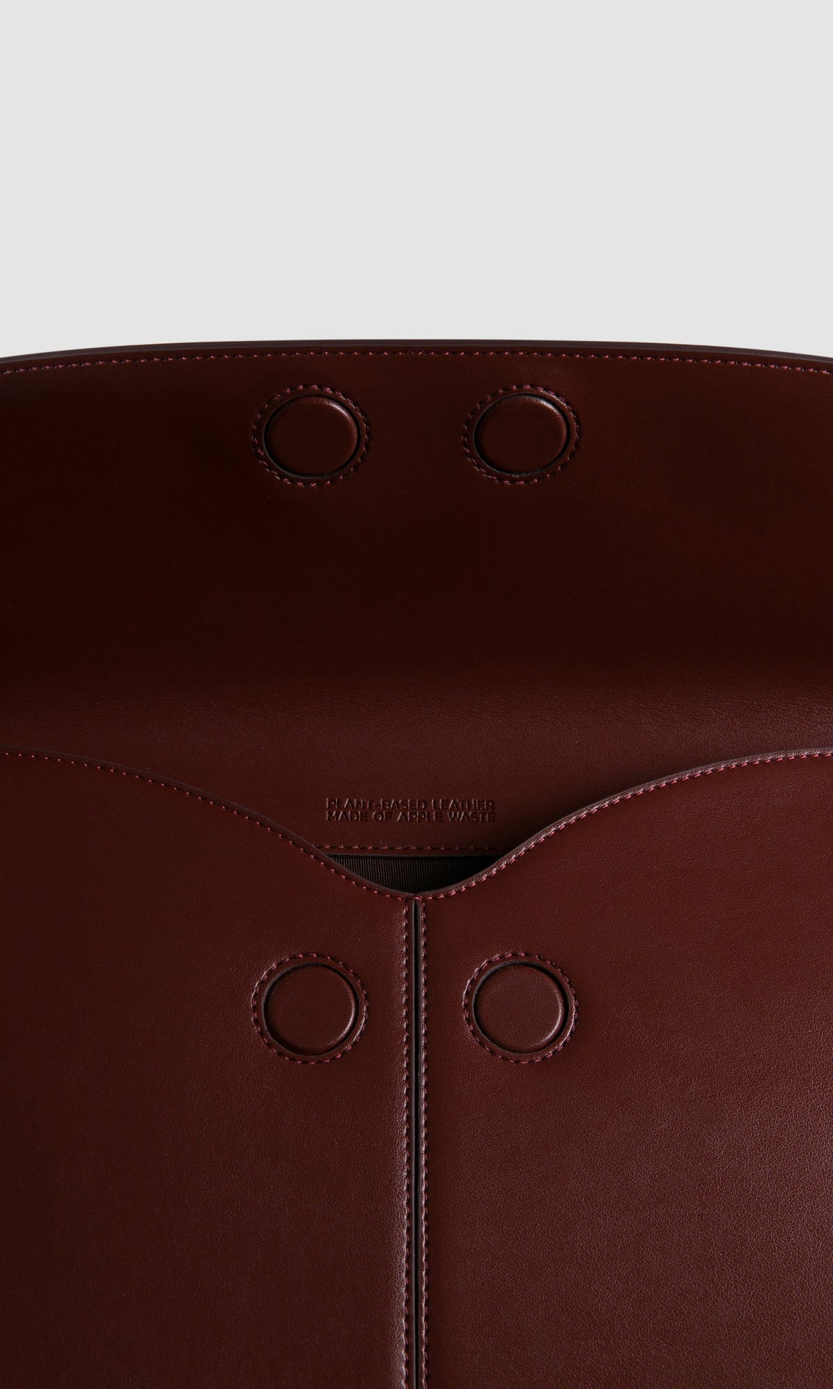 Loyauté - Bordeaux Laptop Bag
