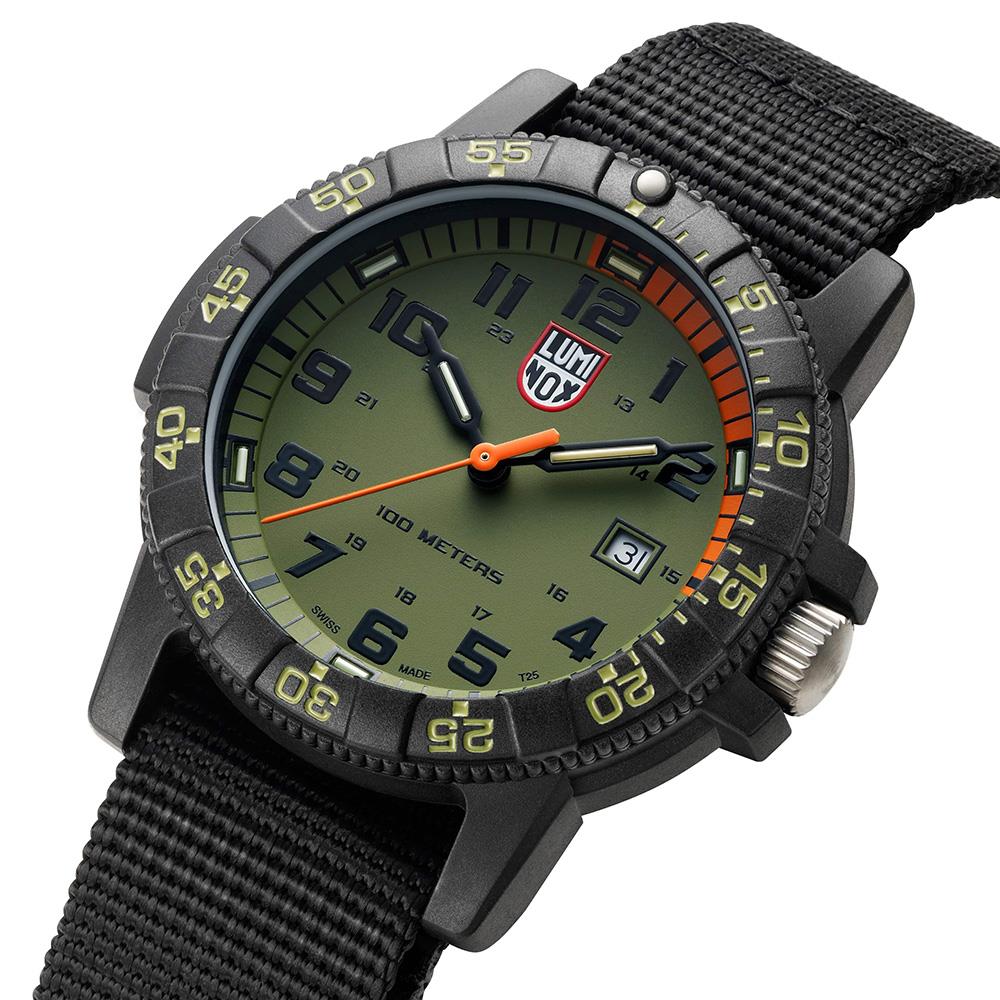 Xs.0337 Leatherback Sea Turtle Giant 0320 Serisi Erkek Kol Saati