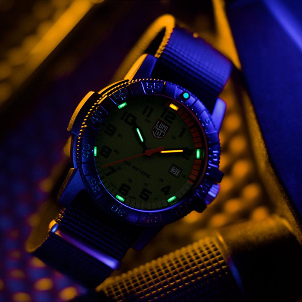 Xs.0337 Leatherback Sea Turtle Giant 0320 Serisi Erkek Kol Saati