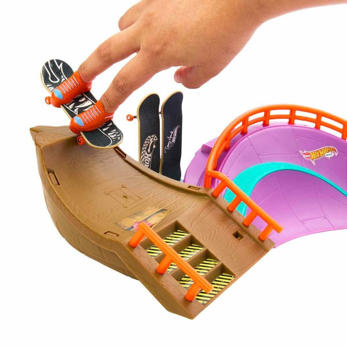 Hmk01 Hot Wheels Skate Ahtapot Kaykay Parkı Oyun Seti