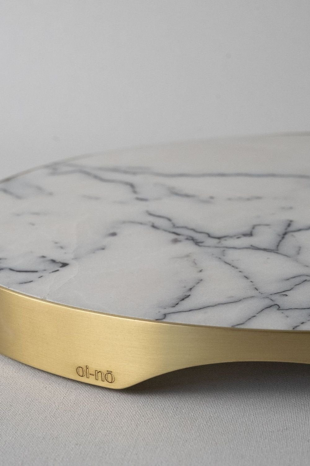 oinostudio-Asawa Yuvarlak Peynir Ve Şarküteri Tepsisi-Sunum Aksesuarları-2-Milagron.com