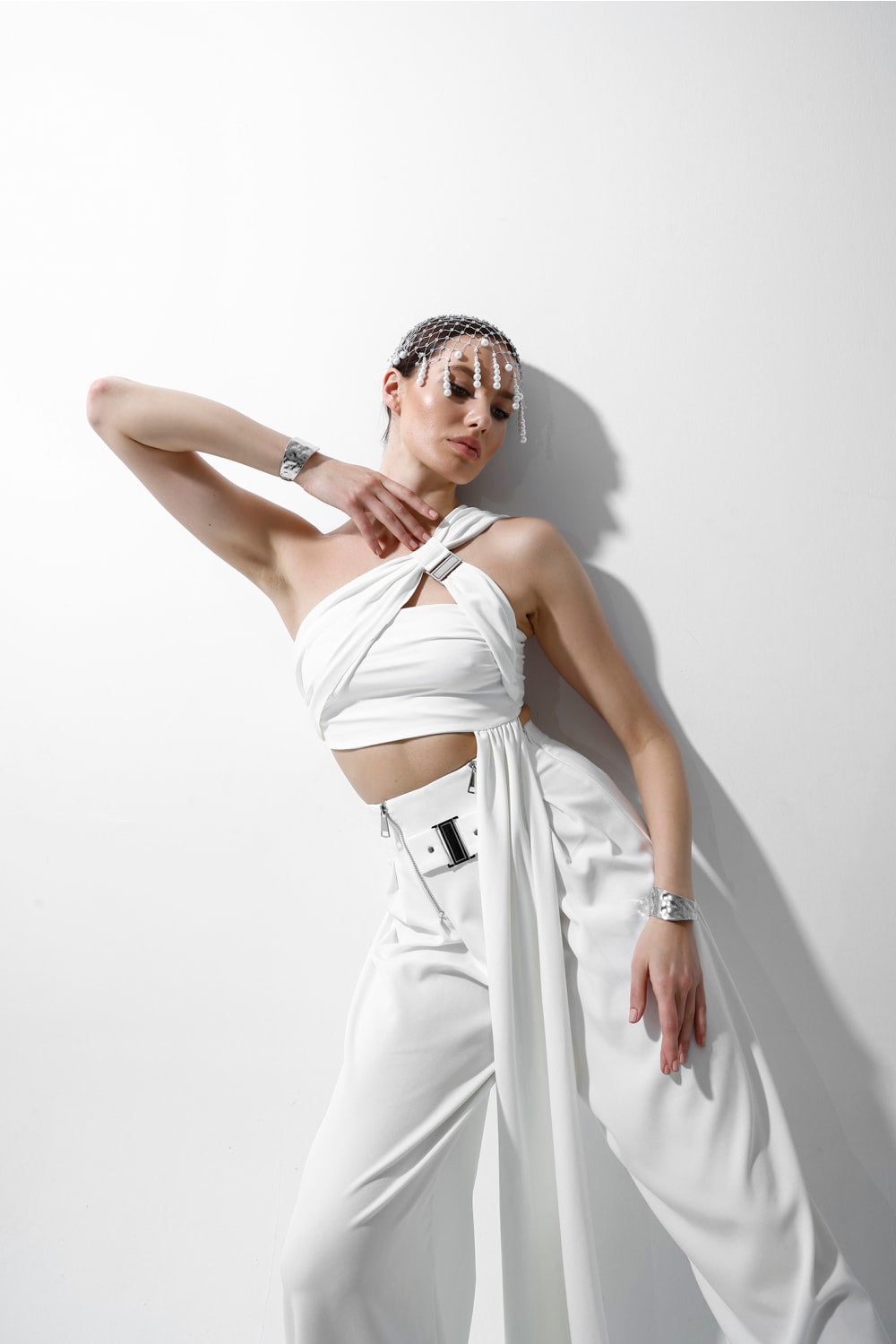 Livia Büstiyer, Beyaz - 3