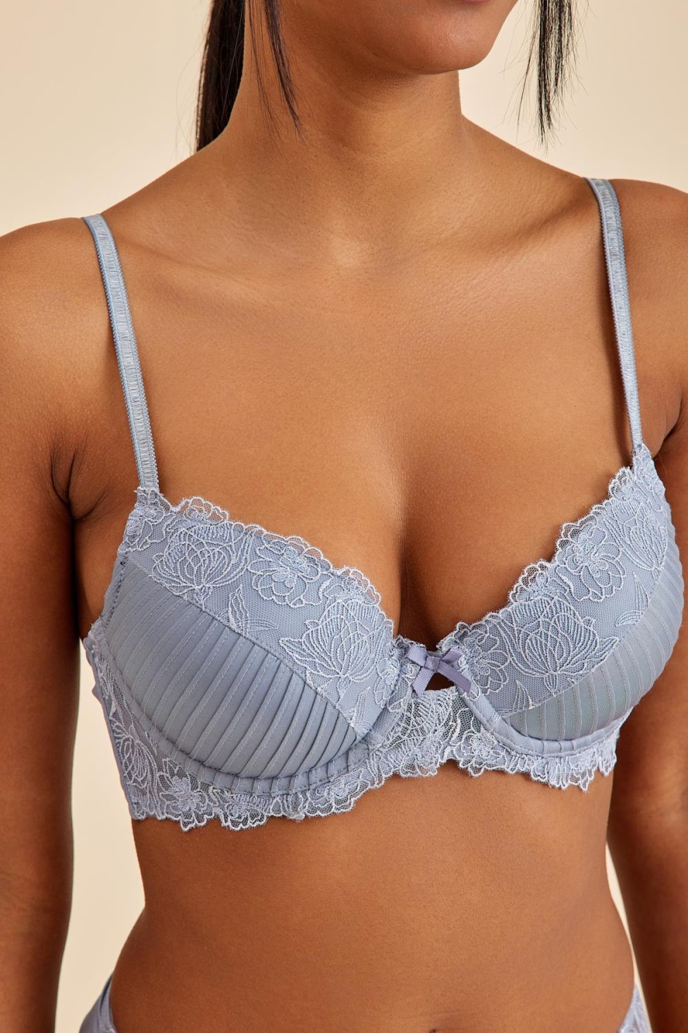 Amarelle-Paris Gri Mavi Balenli Dantelli Dolgulu Push-up Sütyen-Sütyen-7-Milagron.com