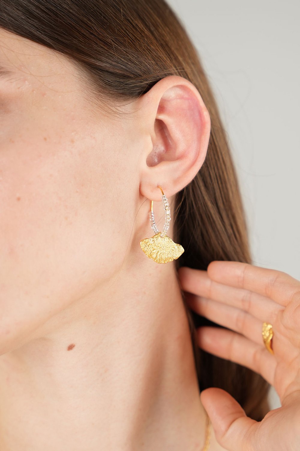 Brambuta-Venüs Halka Küpe Gold-Küpe-2-Milagron.com