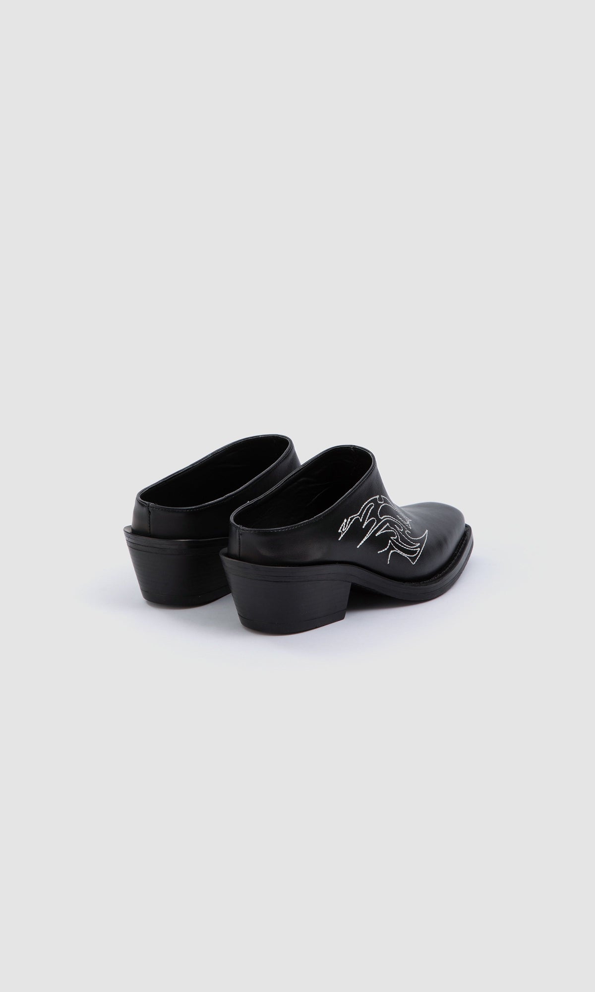 Regan Mule - Black