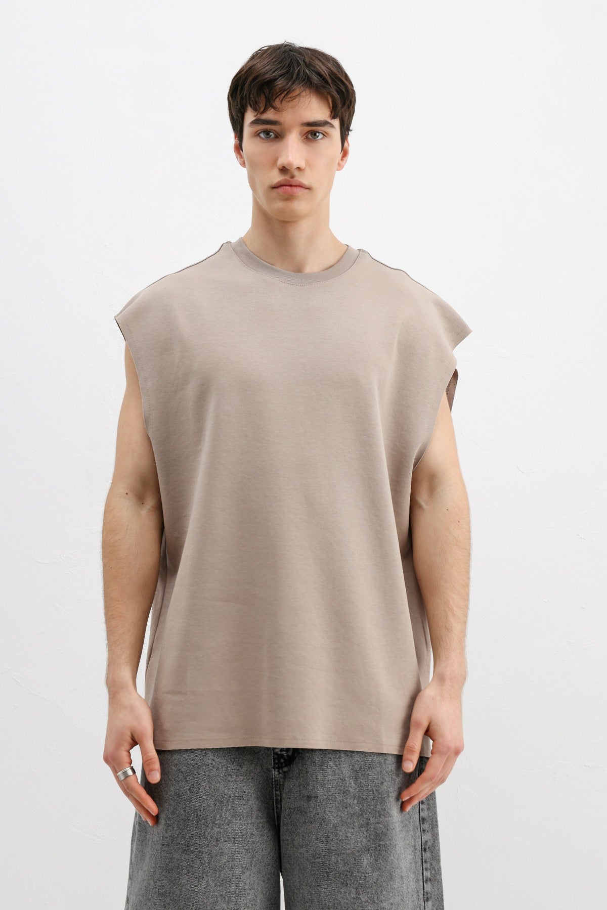 Oversize Kolsuz Basic Tişört