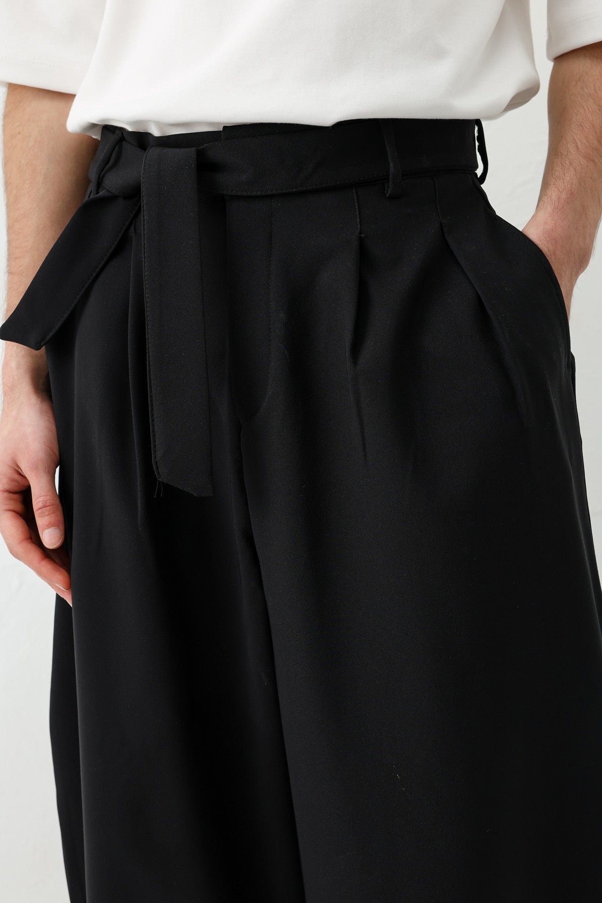 Barrel Fit Tailored Fit Kemerli Pantolon