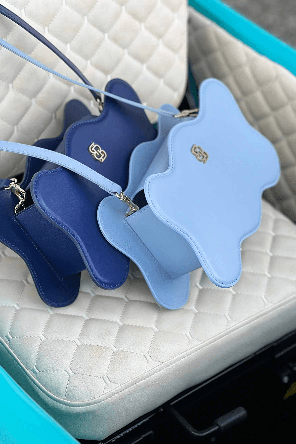 Bloomsbury-Leo Baguette Bag - Lacivert-Omuz Çantası-3-Milagron.com