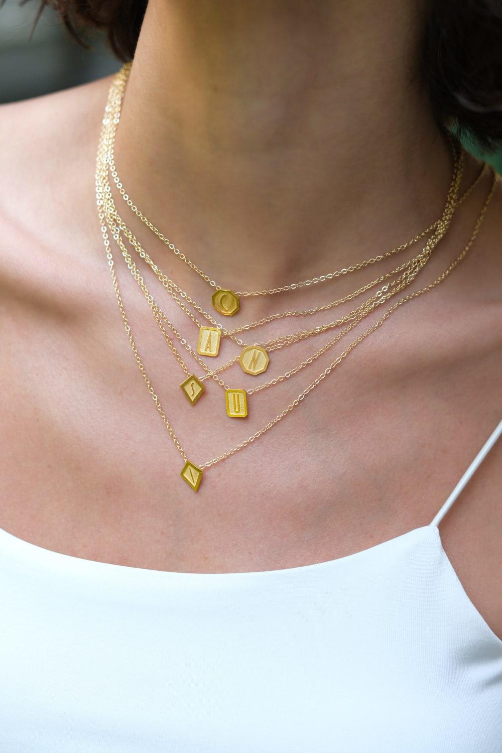 Cansui-Dikdörtgen C Harf Gümüş Kolye-Kolye-2-Milagron.com