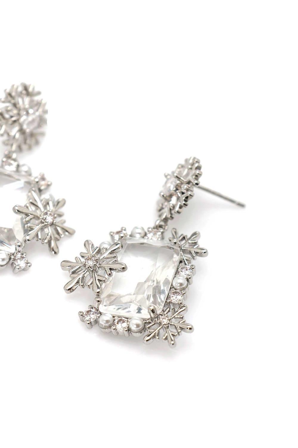 Damla Kalender-Kar Tanesi Küpe-Küpe-3-Milagron.com