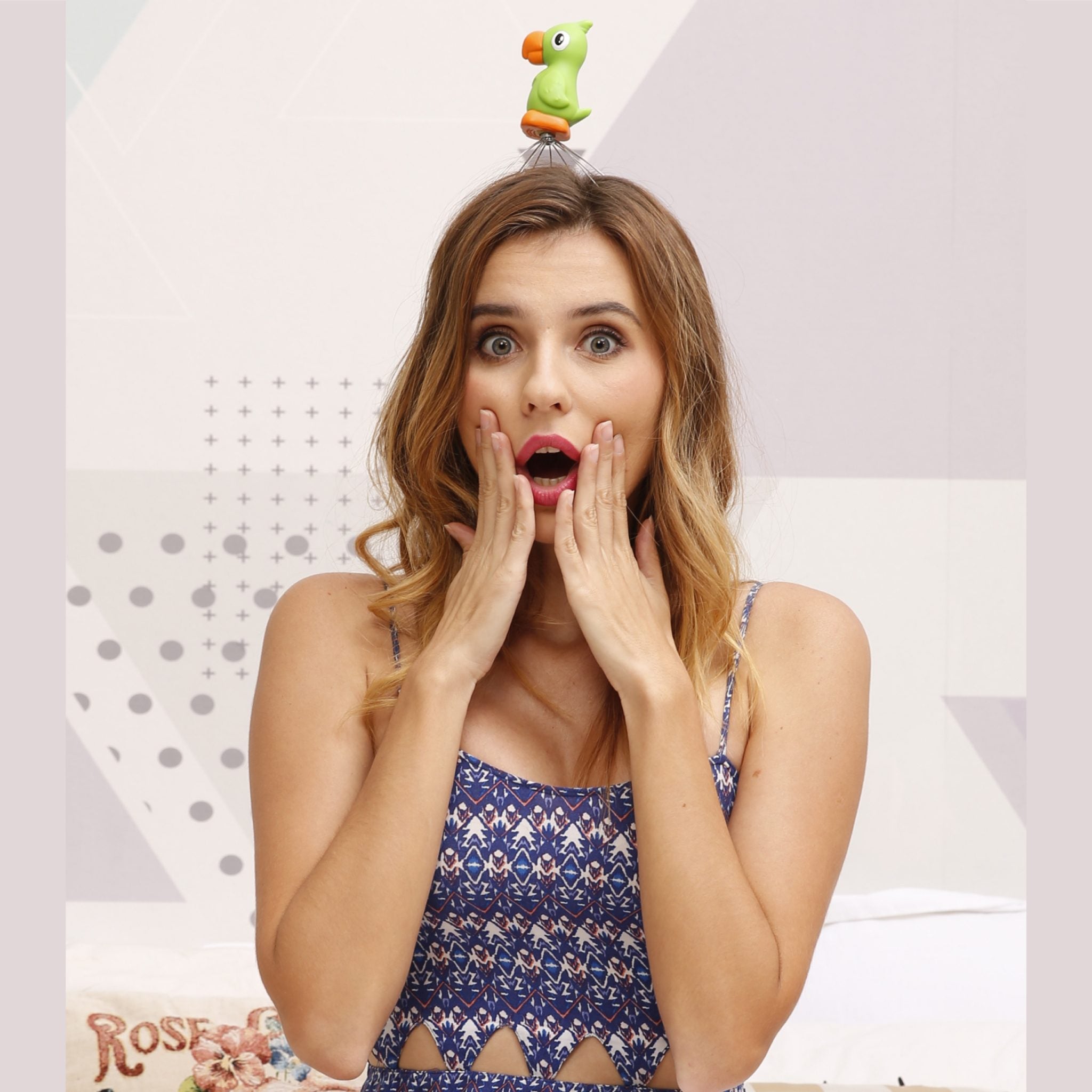 Dhink-Papağan Baş Masajı-Cilt Bakım Aletleri-2-Milagron.com