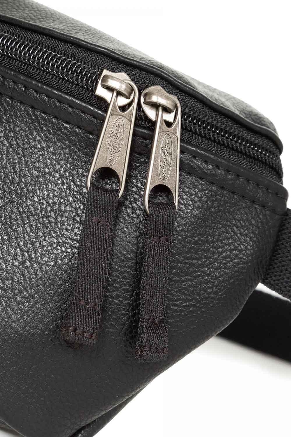 Eastpak-Eastpak Springer Grained Black II-Bel Çantası-3-Milagron.com