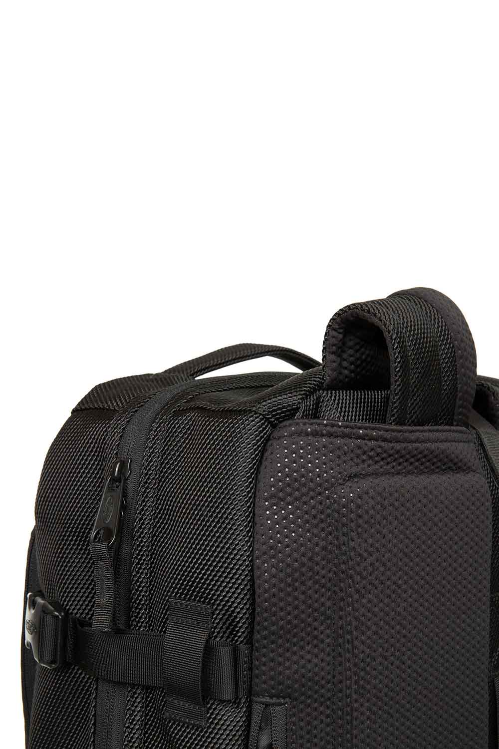 Eastpak-Travelpack Cnnct Coat-Sırt Çantası-11-Milagron.com