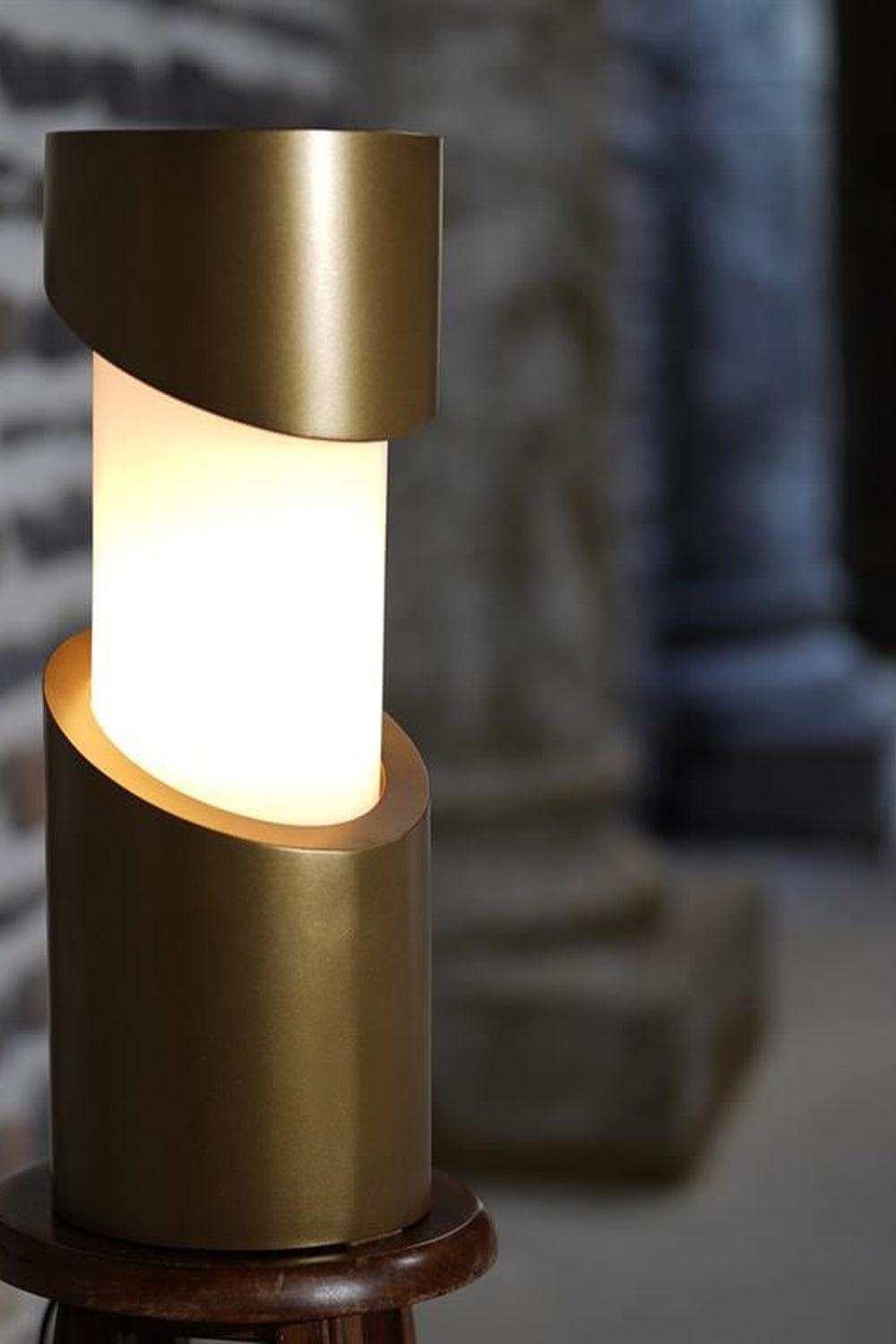 F.lineStudio-Mone Lamba-Masa Lambası-2-Milagron.com