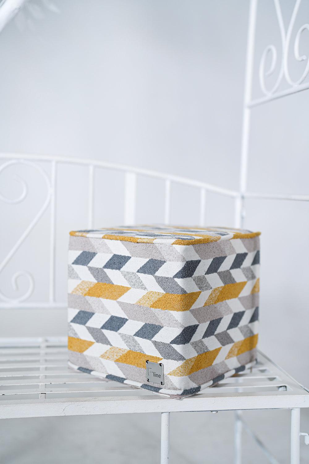 F.lineStudio-Tidy Yastık Renkli-Yastık-3-Milagron.com