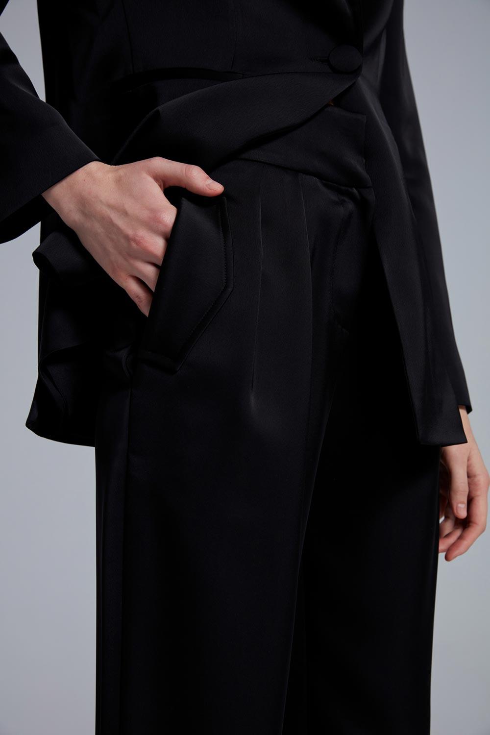 Fickle Hearts-Taylor Siyah Saten Havuç Pantolon-Kumaş Pantolon-7-Milagron.com