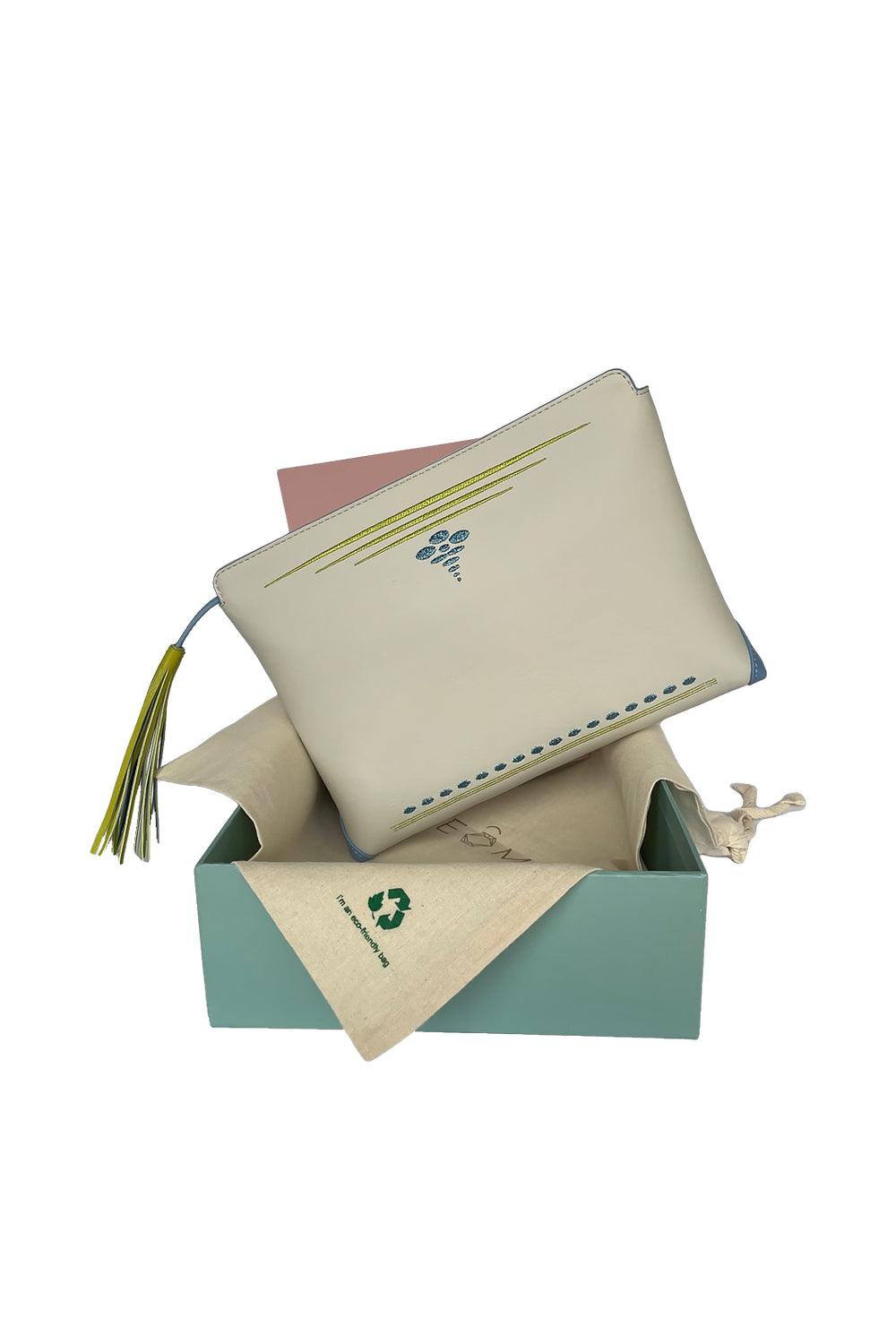 Geomi-Mun Clutch - Vanilya-Clutch-5-Milagron.com