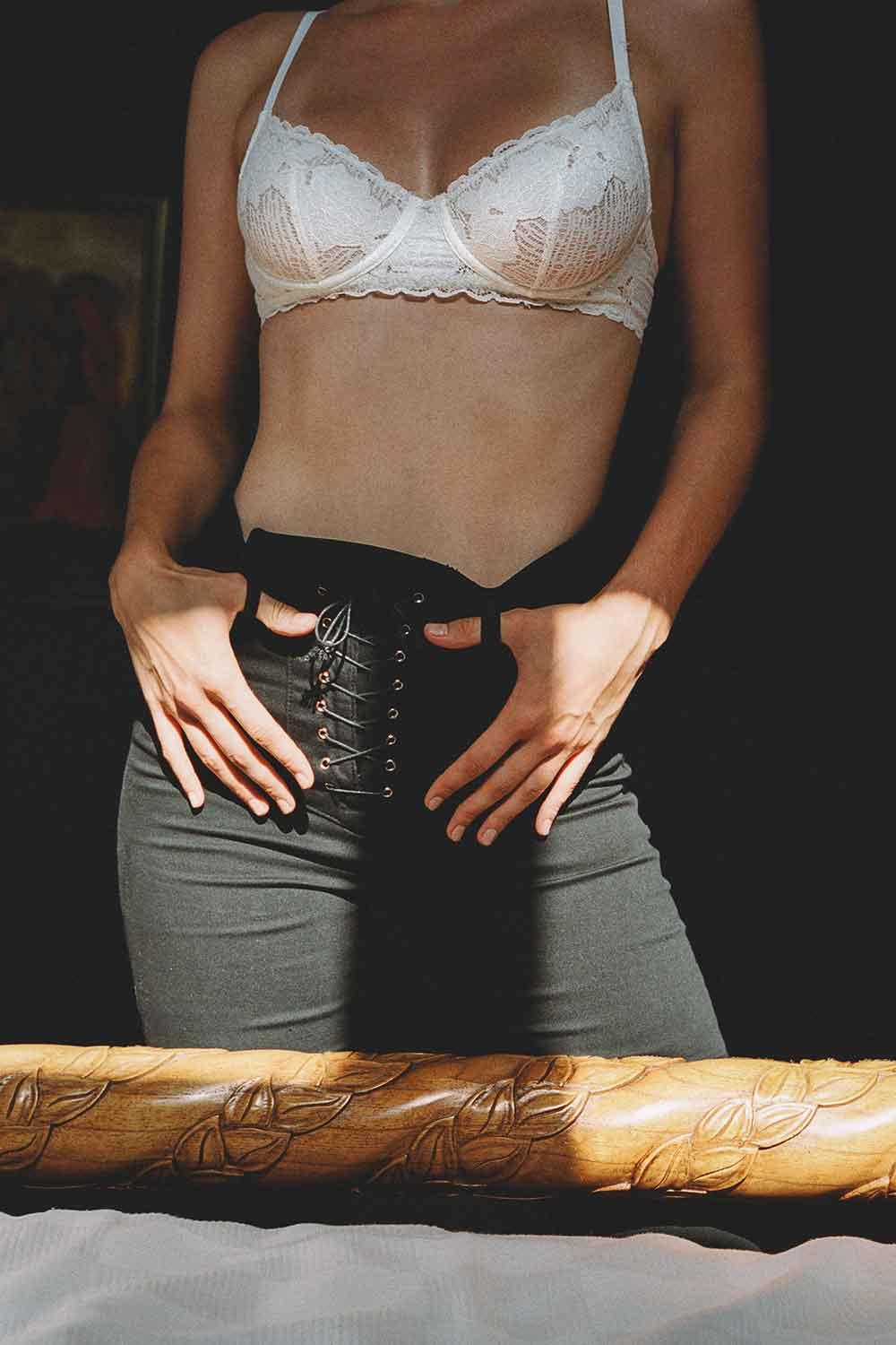 LA LOUVE-Lierre Siyah Pantolon-Pantolon-2-Milagron.com