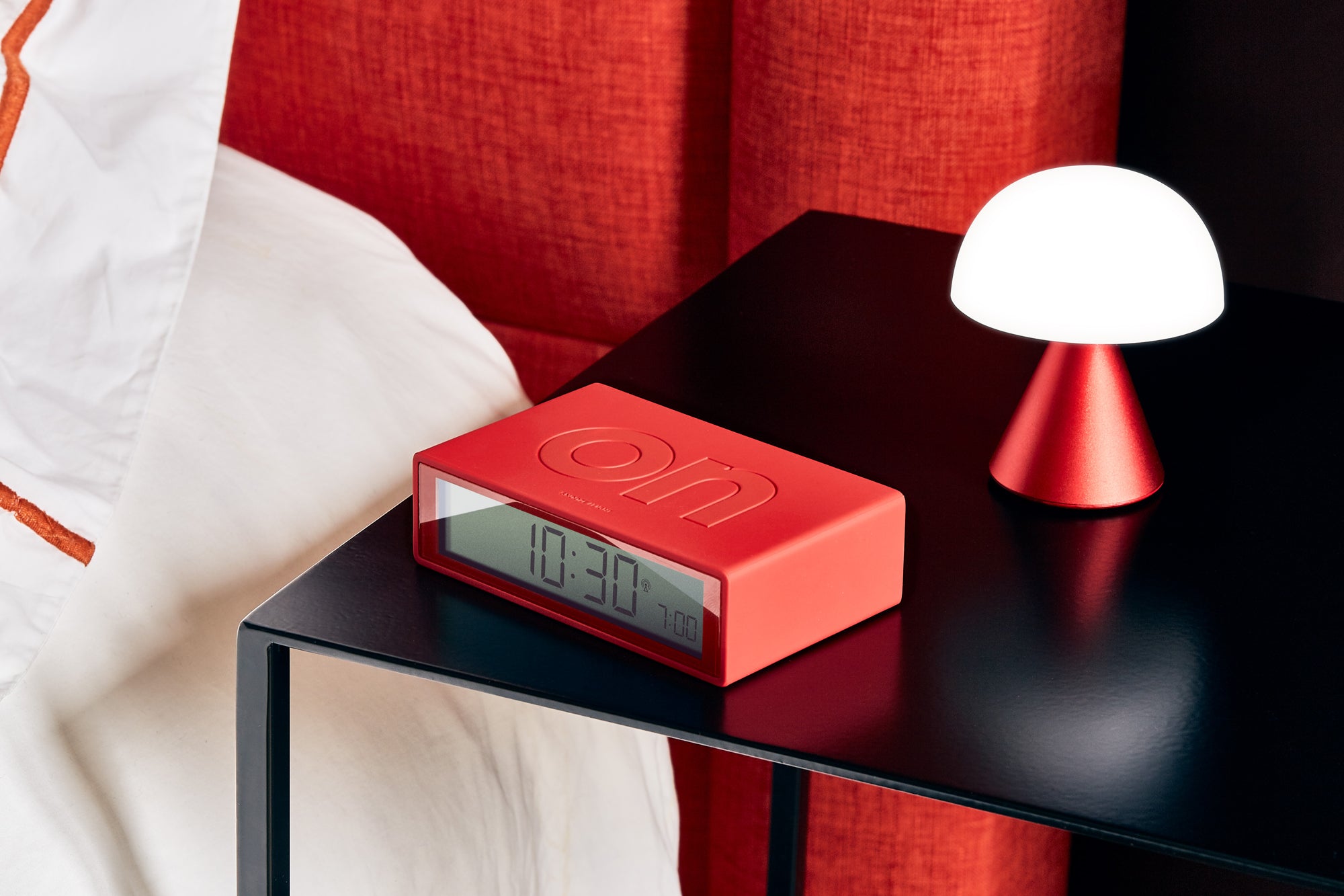 Lexon-Flip Plus Alarm Saat-Masa Saati-3-Milagron.com