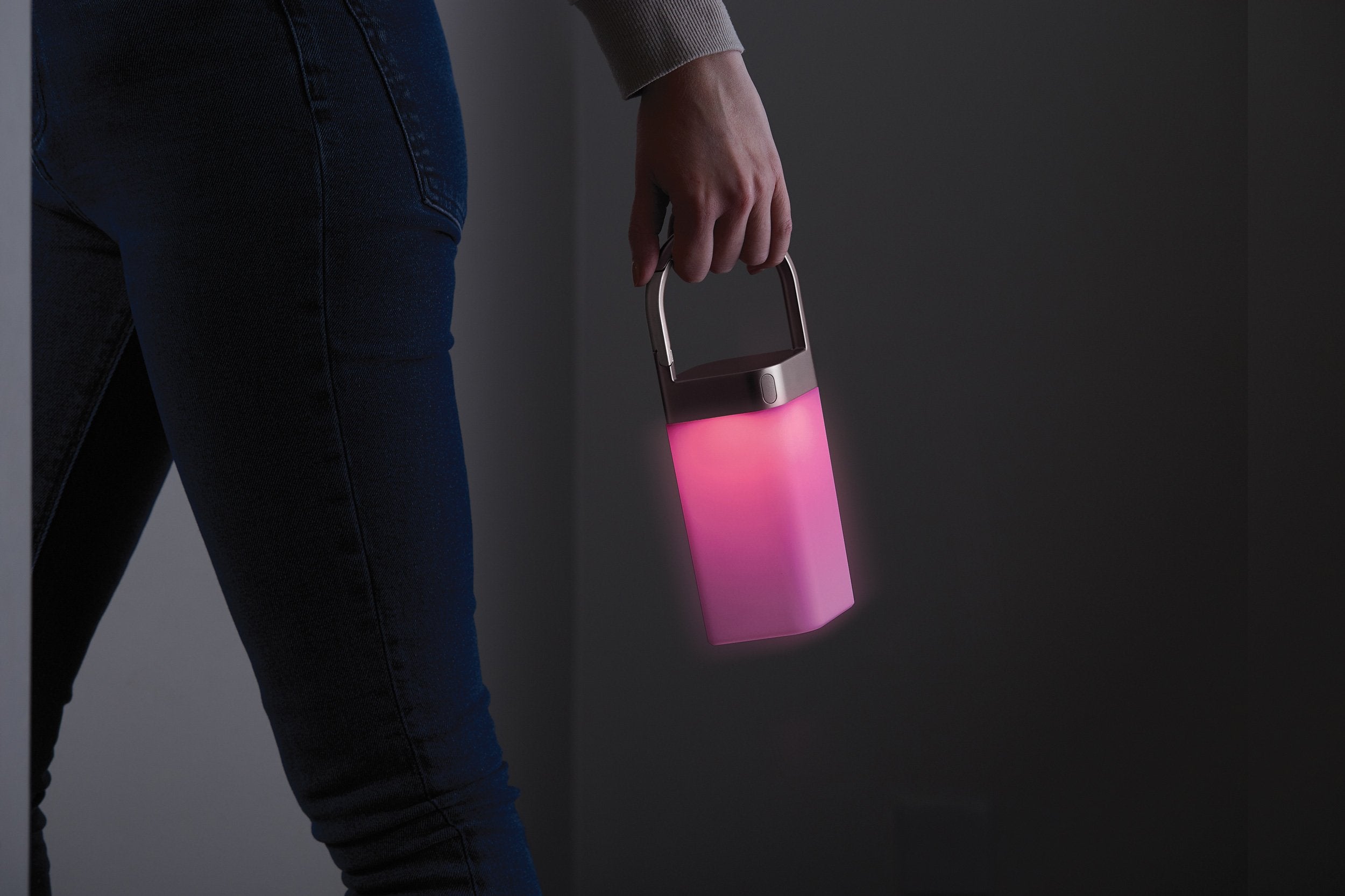 Lexon-Horizon Asılabilir Lamba Metalik Gri-Taşınabilir Lamba-8-Milagron.com