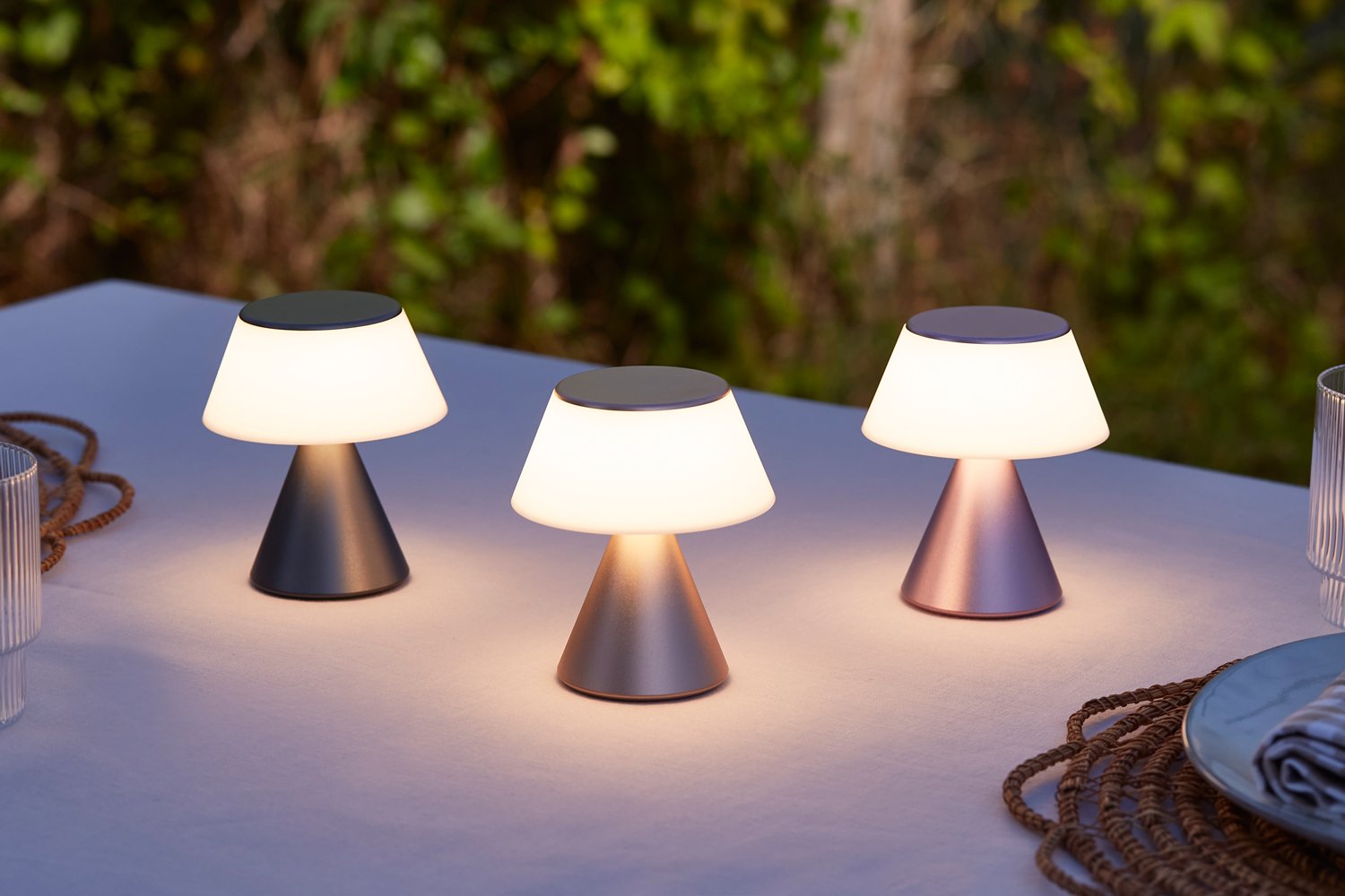 Lexon-Luma M Led Lamba Koyu Gri-Masa Lambası-7-Milagron.com