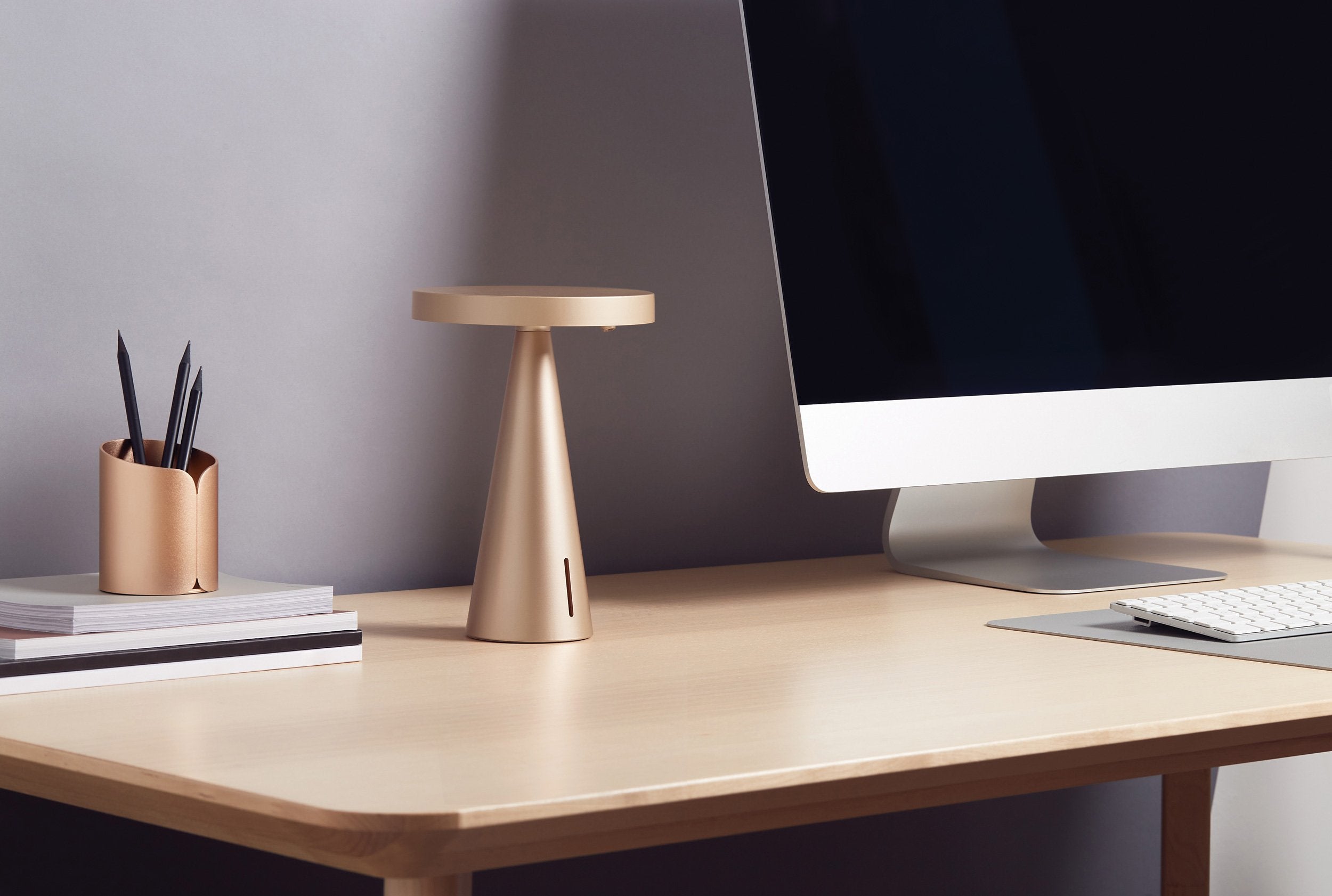 Lexon-Mano Sensörlü Aydınlatmalı Dezenfektan Dispanseri Dore-Sabunluk-8-Milagron.com