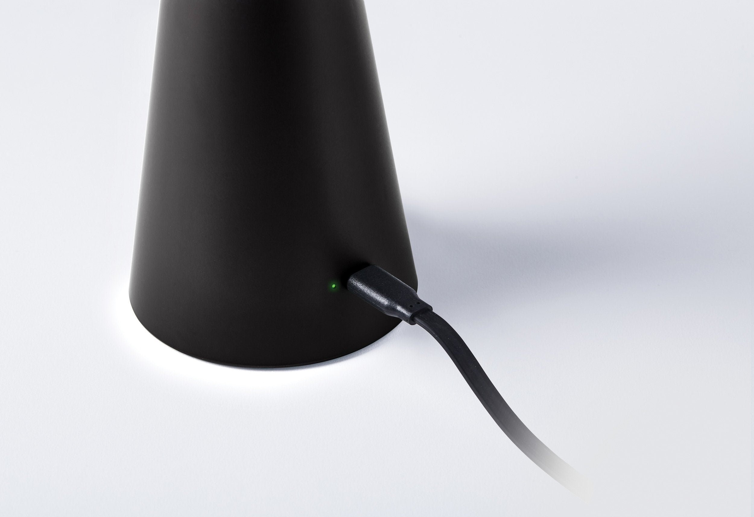 Lexon-Mano Sensörlü Aydınlatmalı Jel Sabun Dispanseri Siyah-Sabunluk-4-Milagron.com