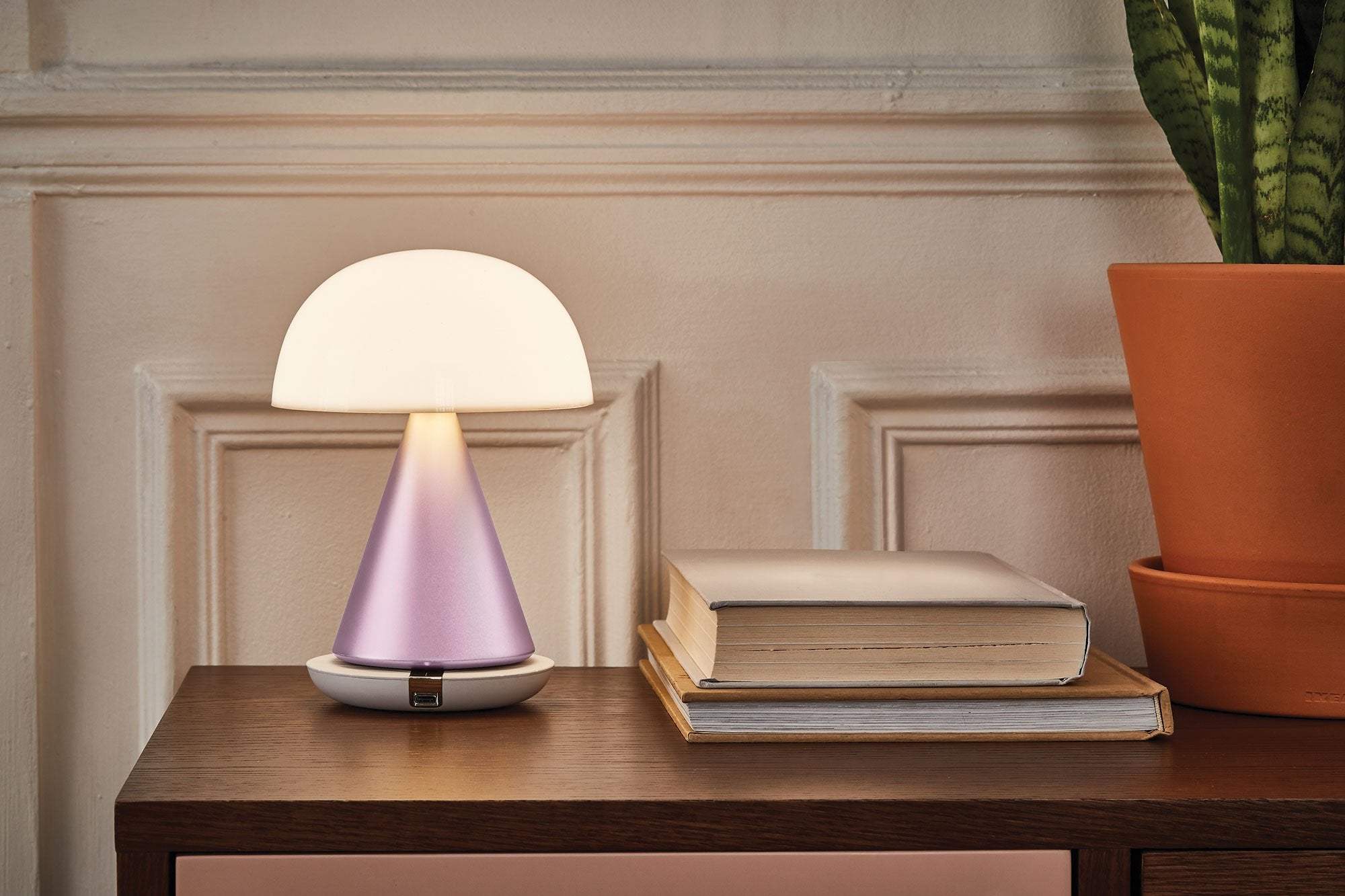 Lexon-Mina L Led Lamba Pembe-Masa Lambası-10-Milagron.com