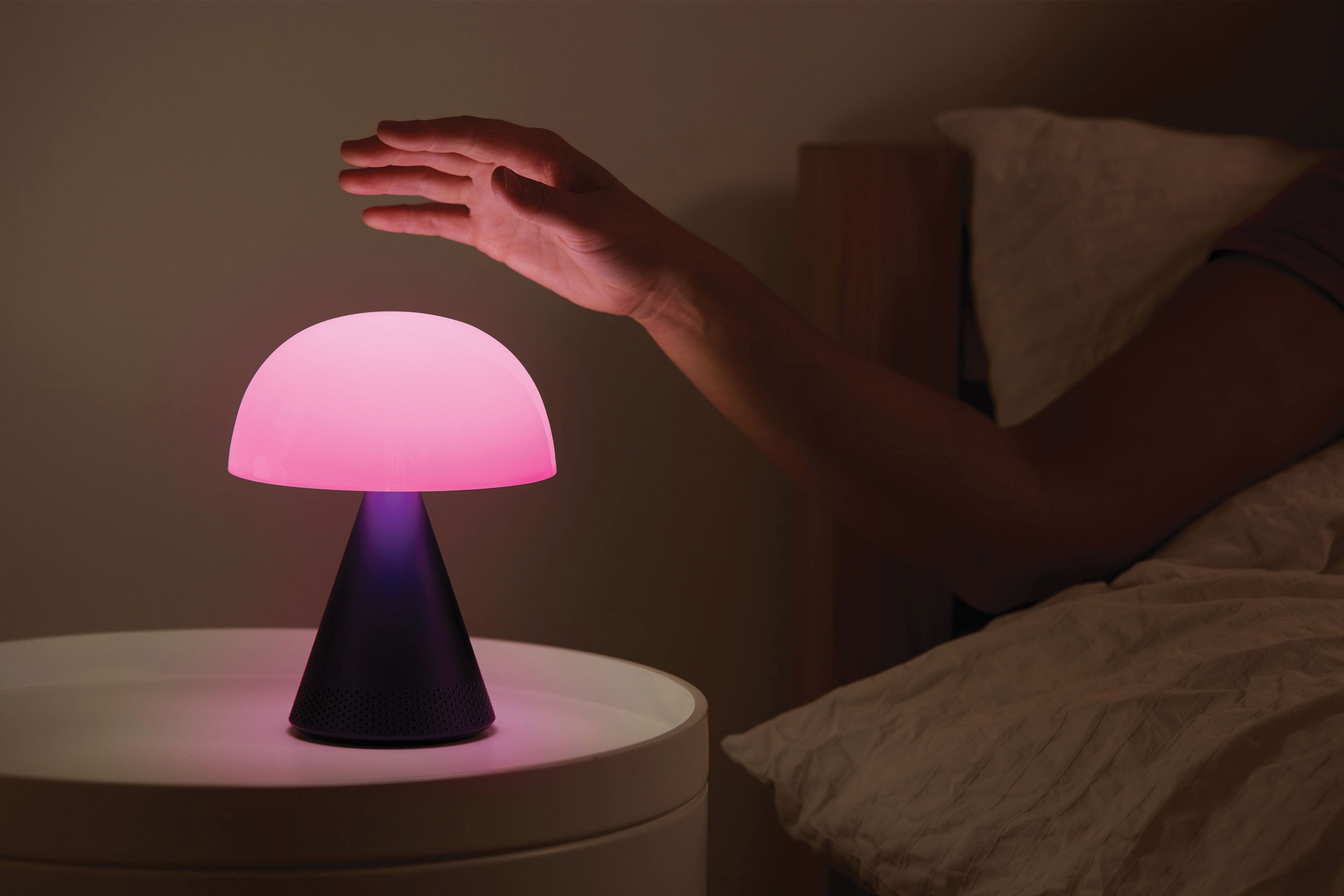 Lexon-Mina L Led Lamba Ve Bluetooth Hoparlör Lacivert-Led Lamba-5-Milagron.com