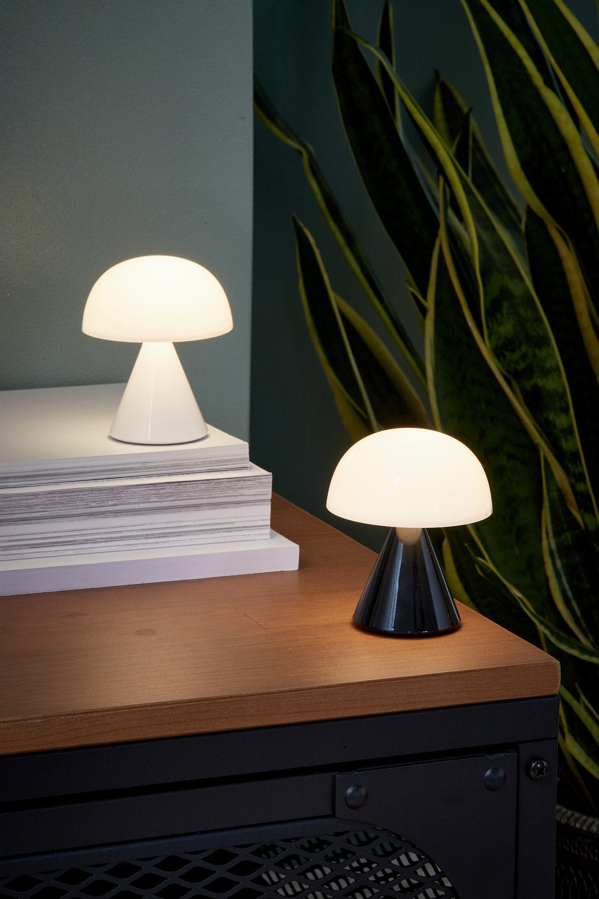 Lexon-Mina Led Lamba Siyah-Masa Lambası-5-Milagron.com