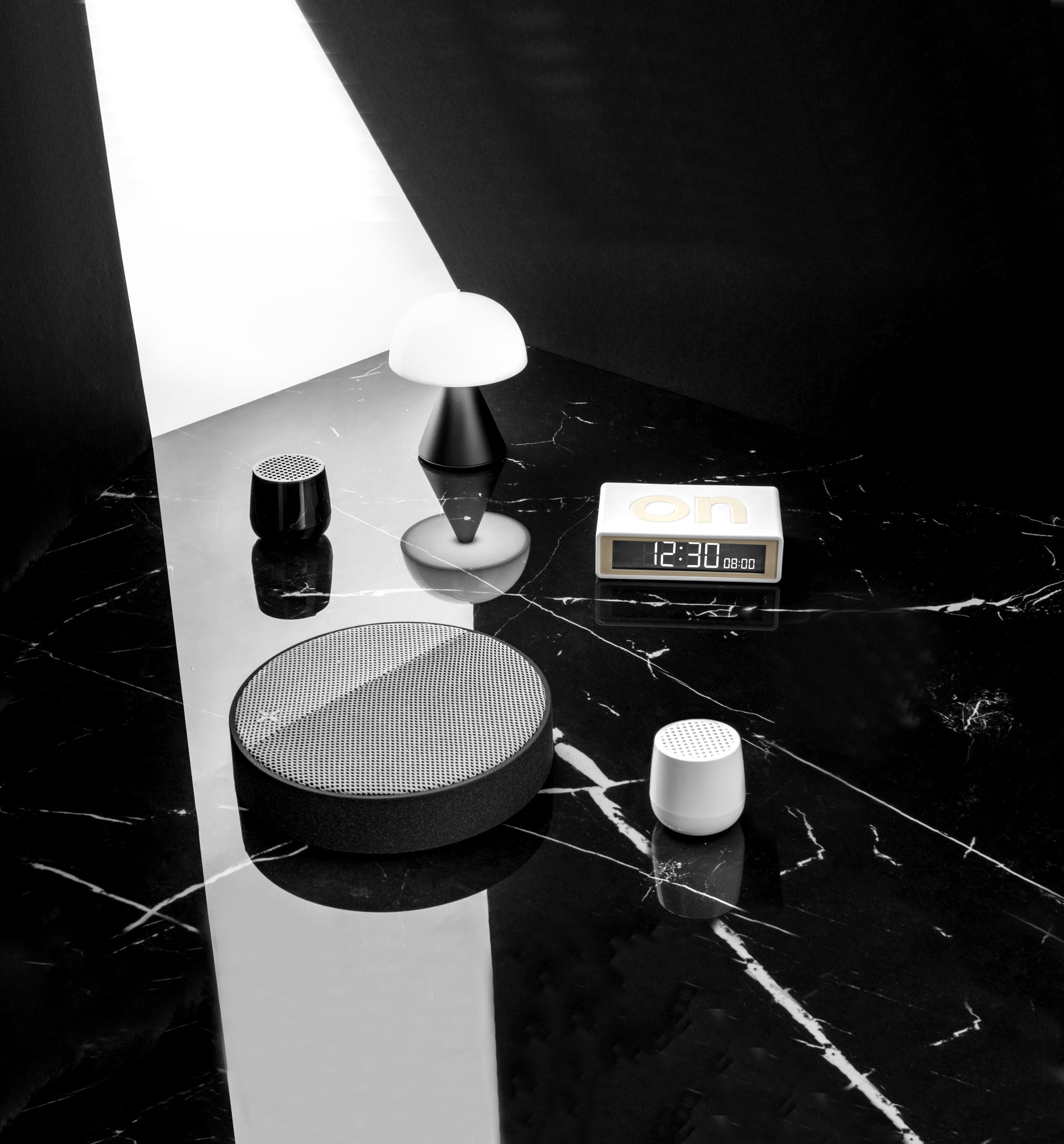 Lexon-Mino + Bluetooth Hoparlör Siyah-Taşınabilir Hoparlör-4-Milagron.com