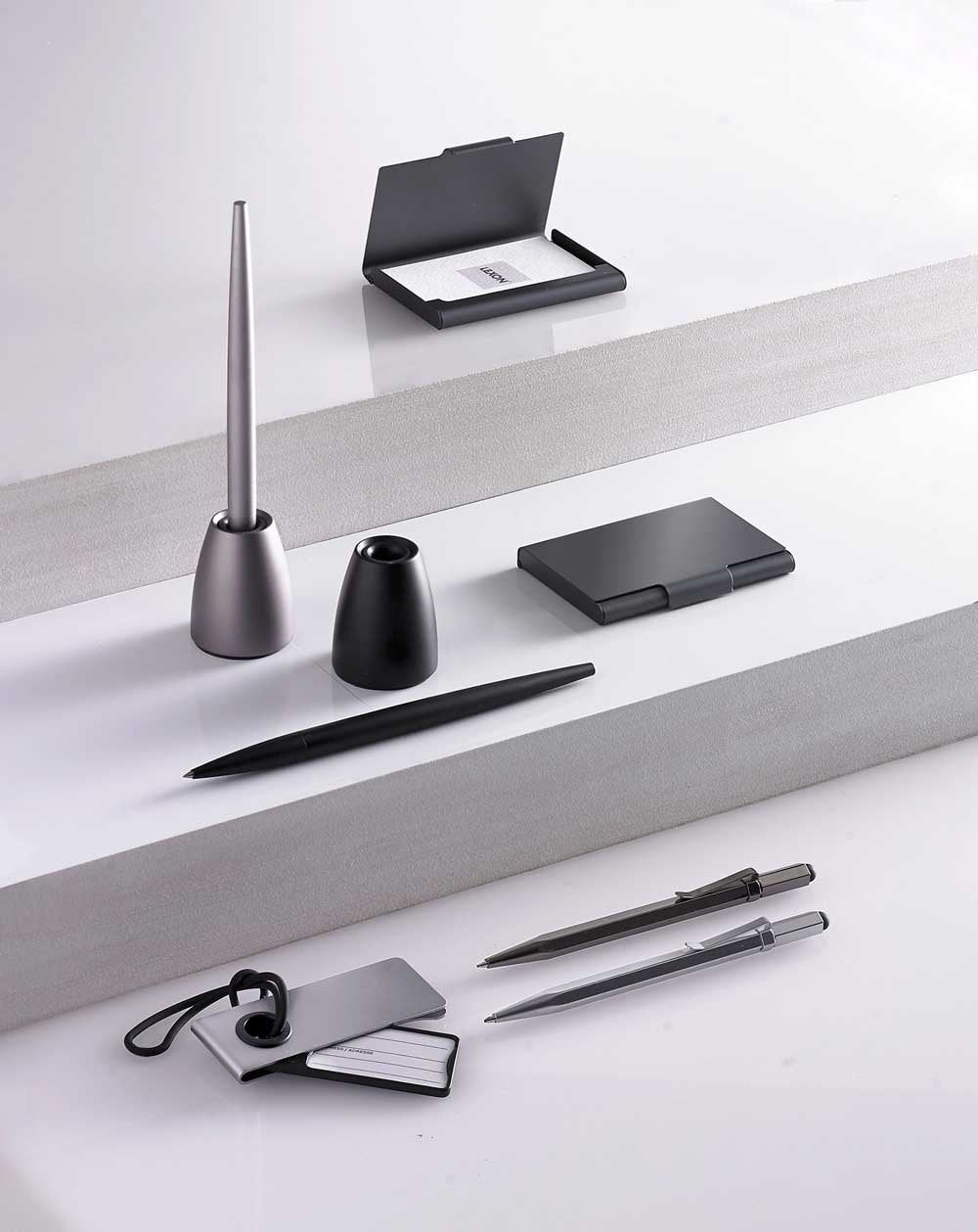 Lexon-Neo Luggage Tag Bagaj Etiketi Alüminyum-Bavul & Seyahat Çantası-4-Milagron.com