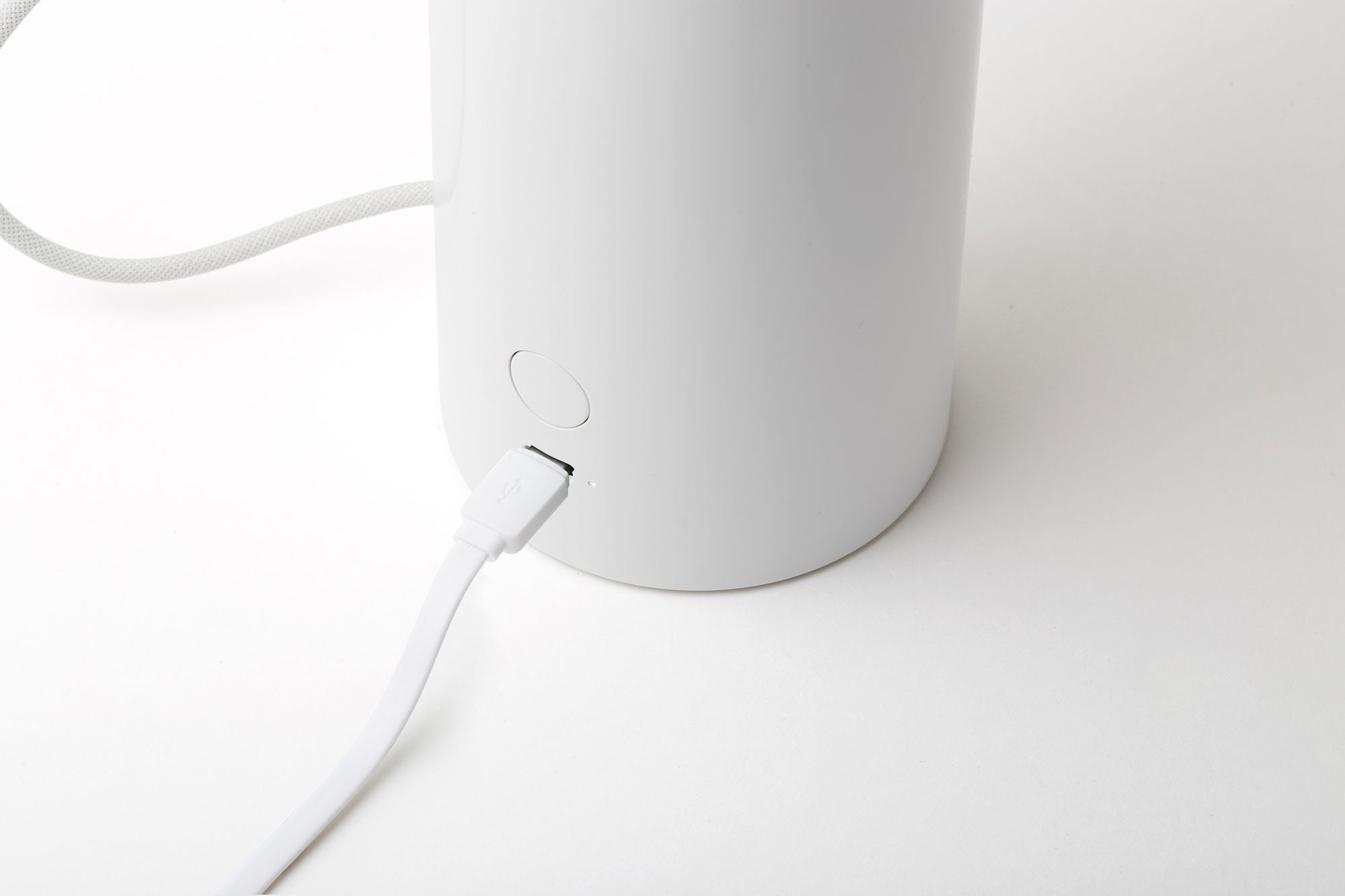 Lexon-Orbe Led Aydınlatma Beyaz-Masa Lambası-5-Milagron.com